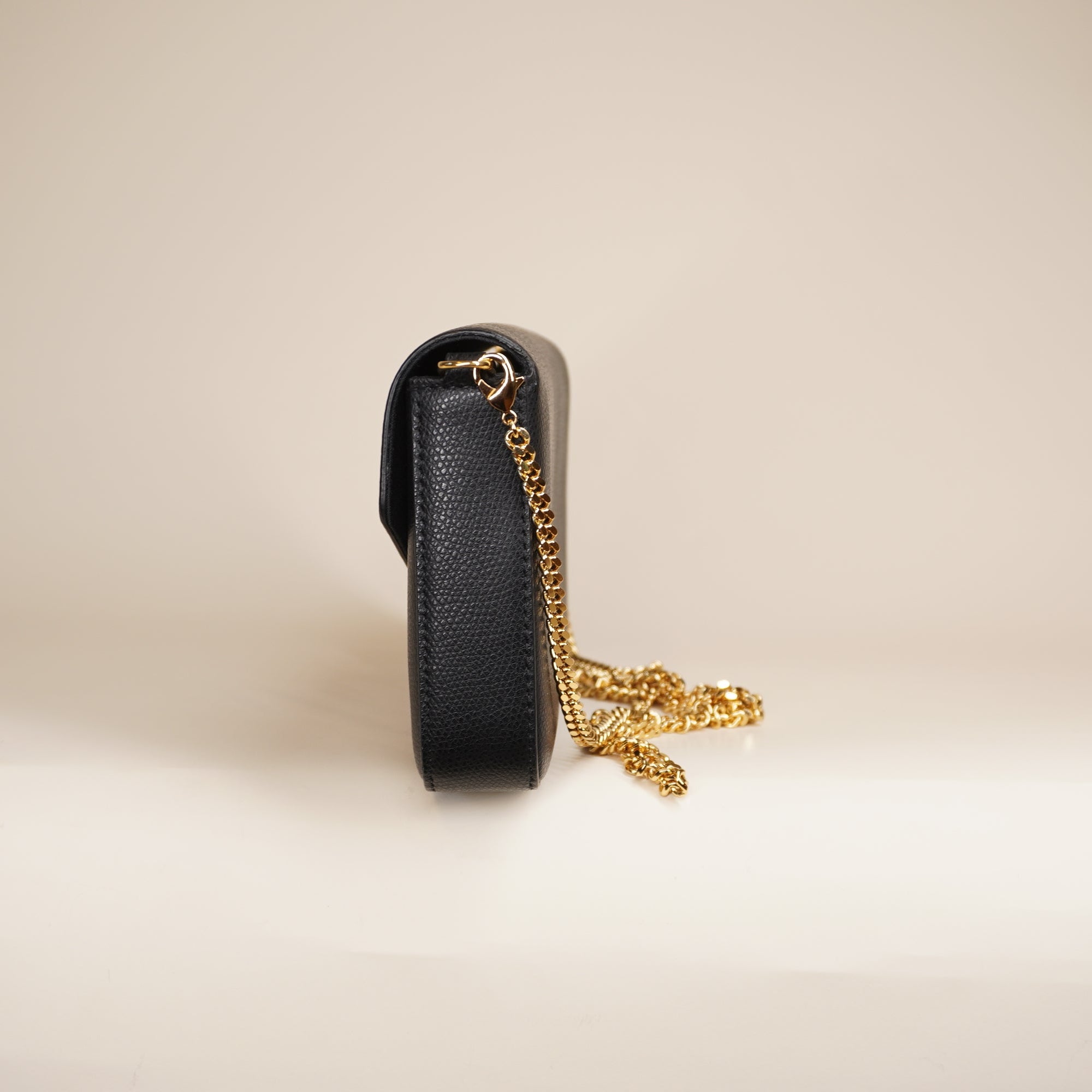 PRE-OWNED Vitello Cruise F is Envelope Wallet on Chain with Pouches Black
