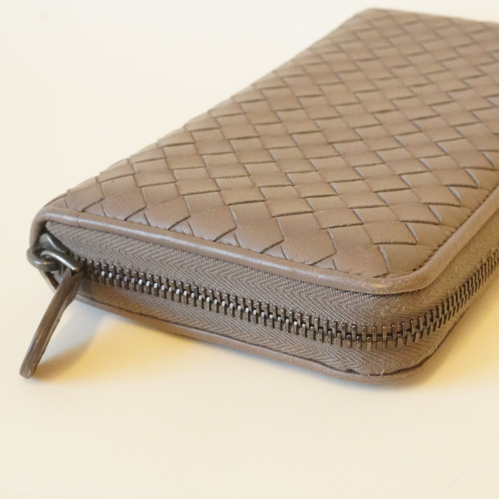 PRE-OWNED Grey Nappa Intrecciato Continental Zip Long Wallet