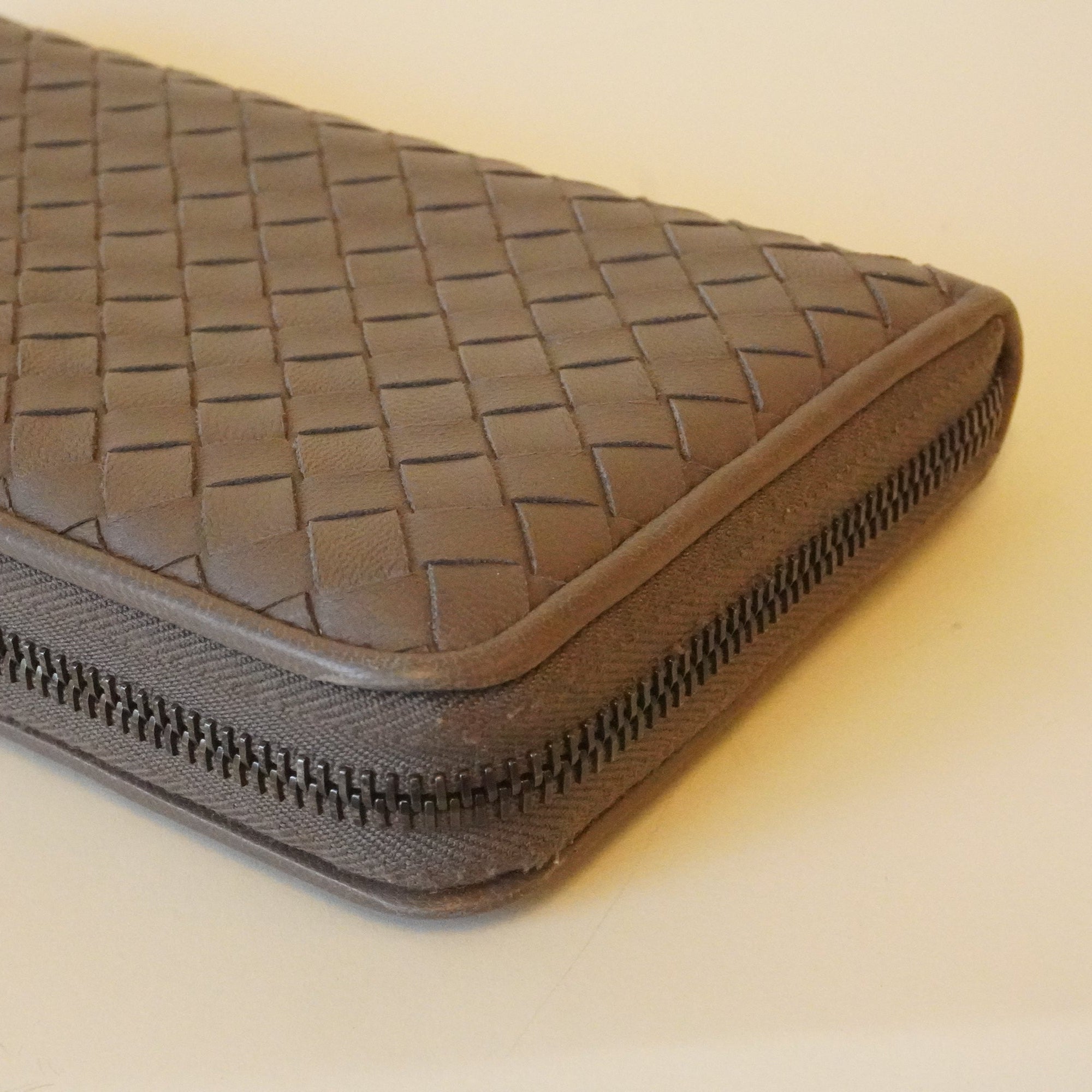 PRE-OWNED Grey Nappa Intrecciato Continental Zip Long Wallet