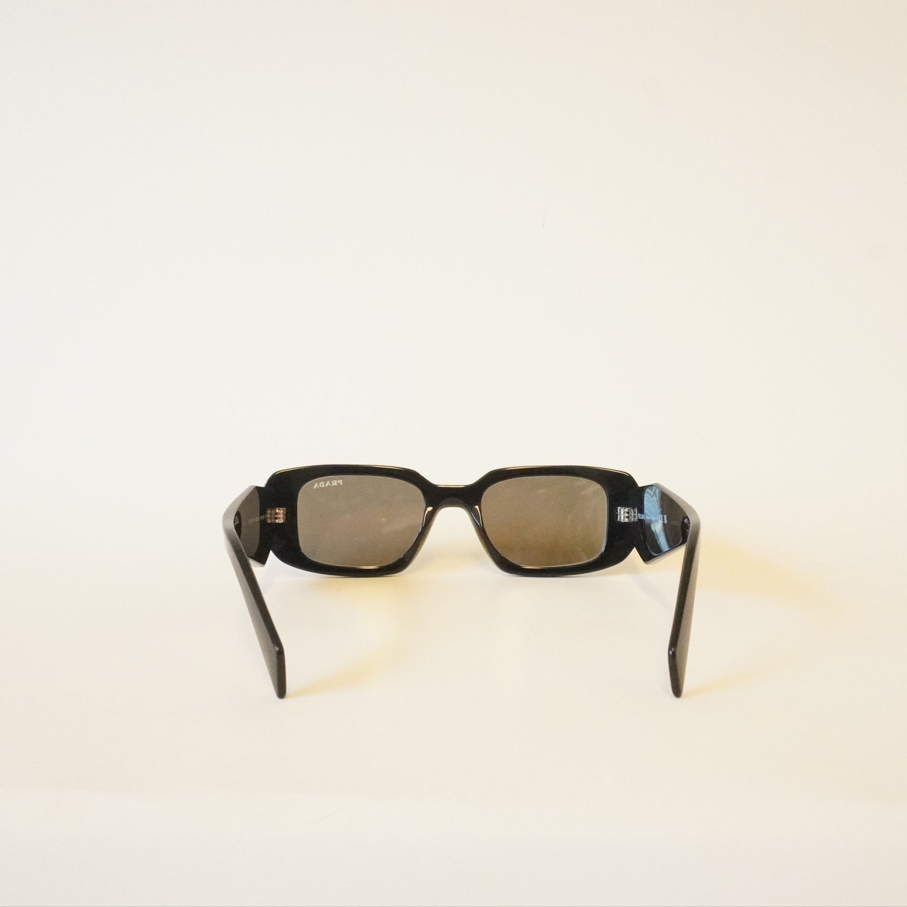 PRE-OWNED Acetate Light Grey Mirror Silver Geometric Sunglasses