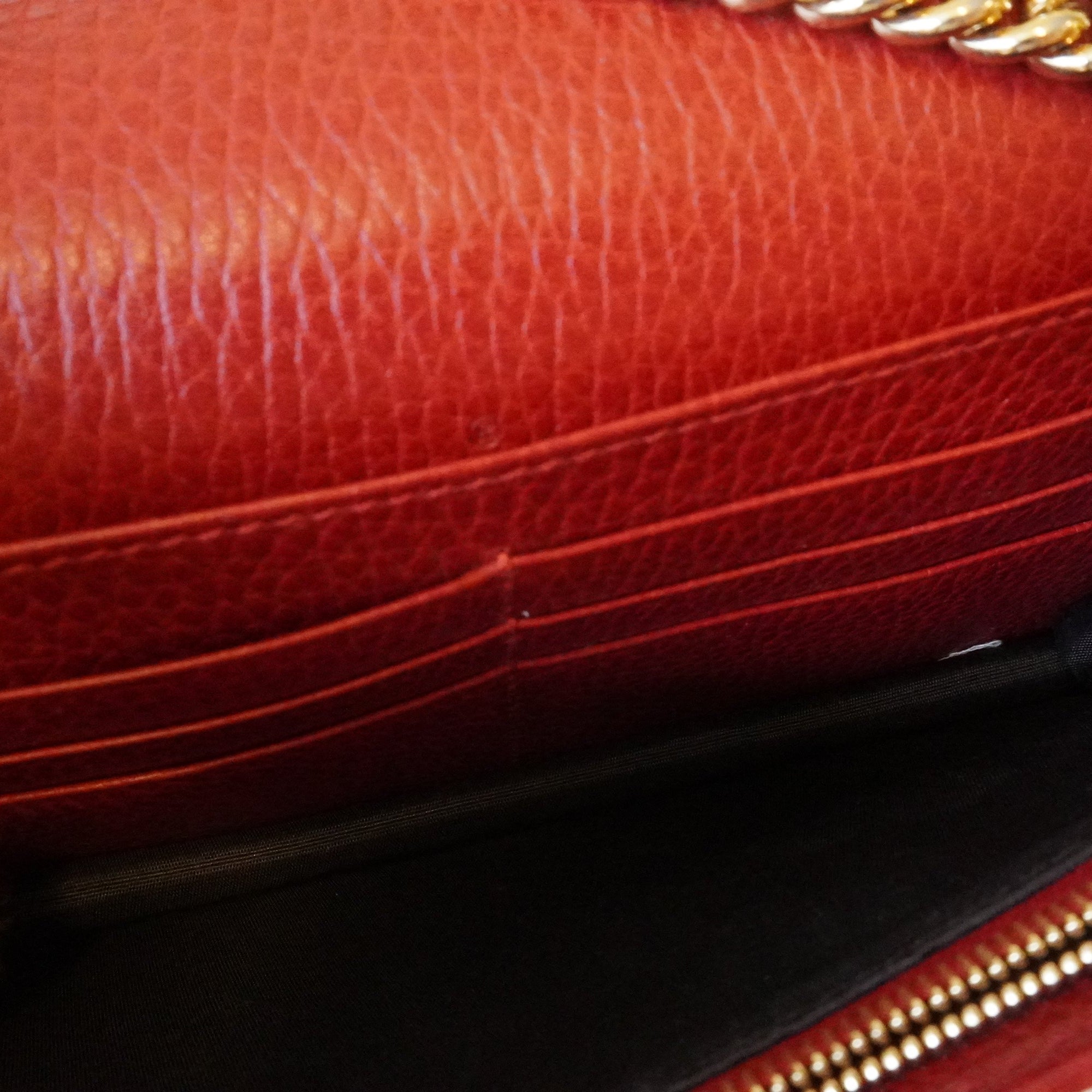 PRE-OWNED GG Red Leather Petite GG Marmont Crossbody Bag