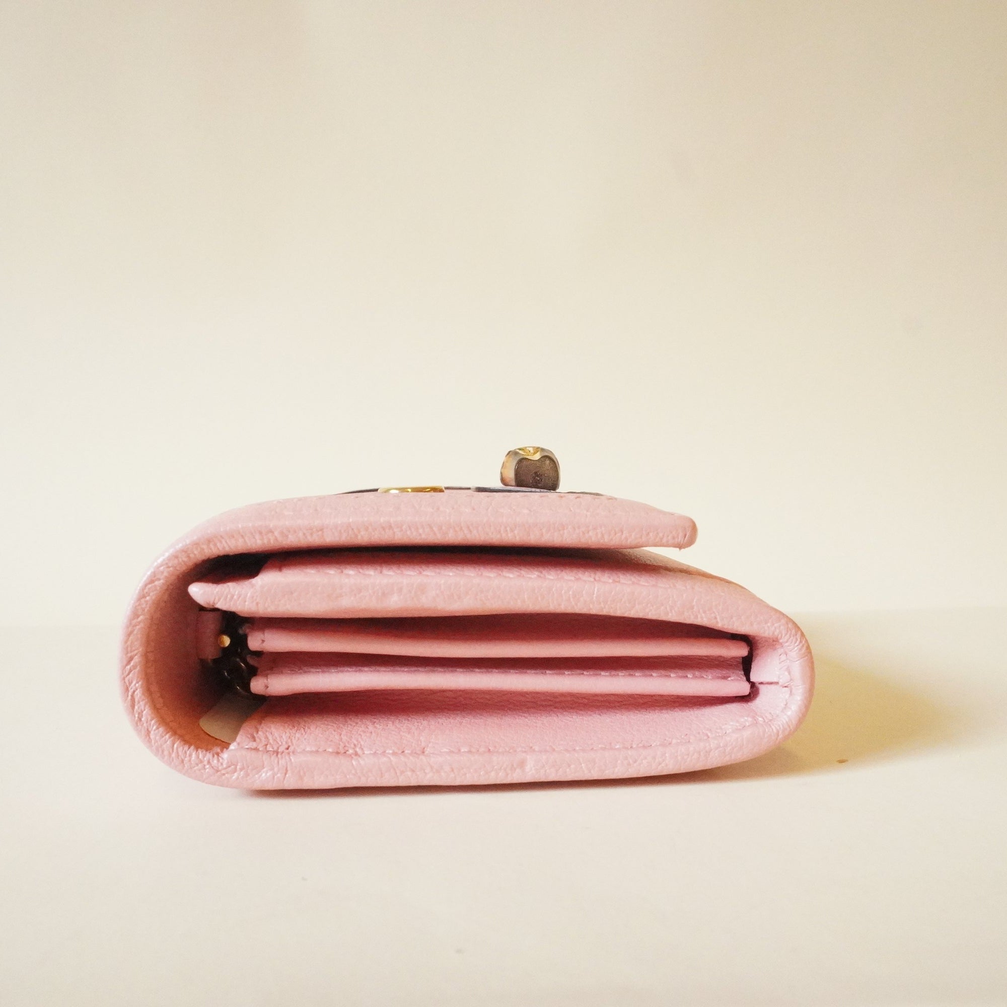 PRE-OWNED Wonka Grain Calfskin Diana Chain Wallet Wild Rose Shoulder Bag