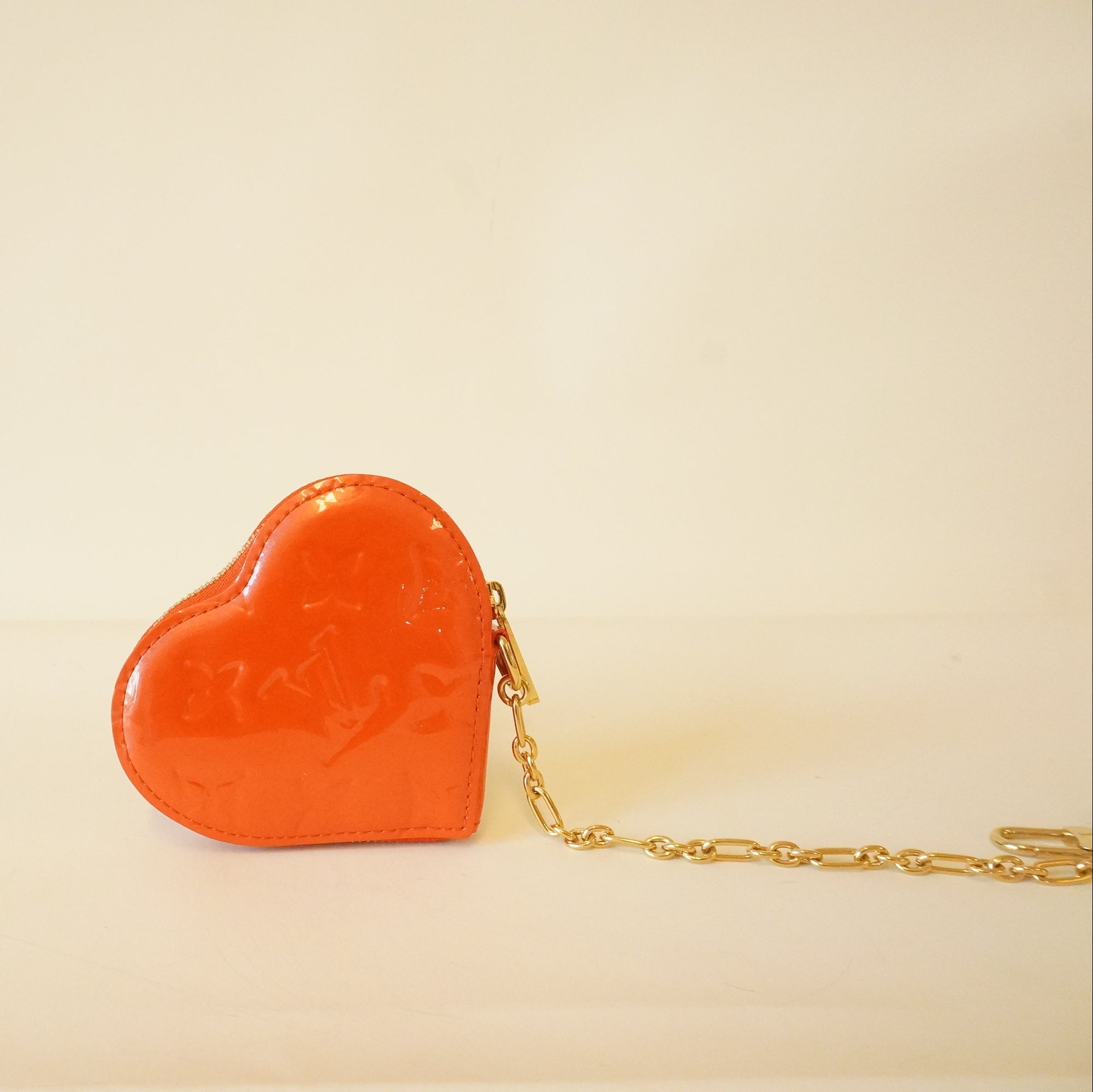 PRE-OWNED LV Vernis Heart Coin Purse Red Sunset