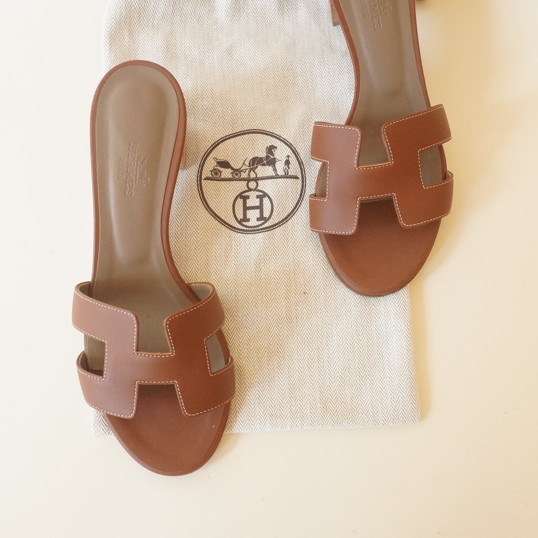 PRE-OWNED Brown Oasis Sandals (Size 37)