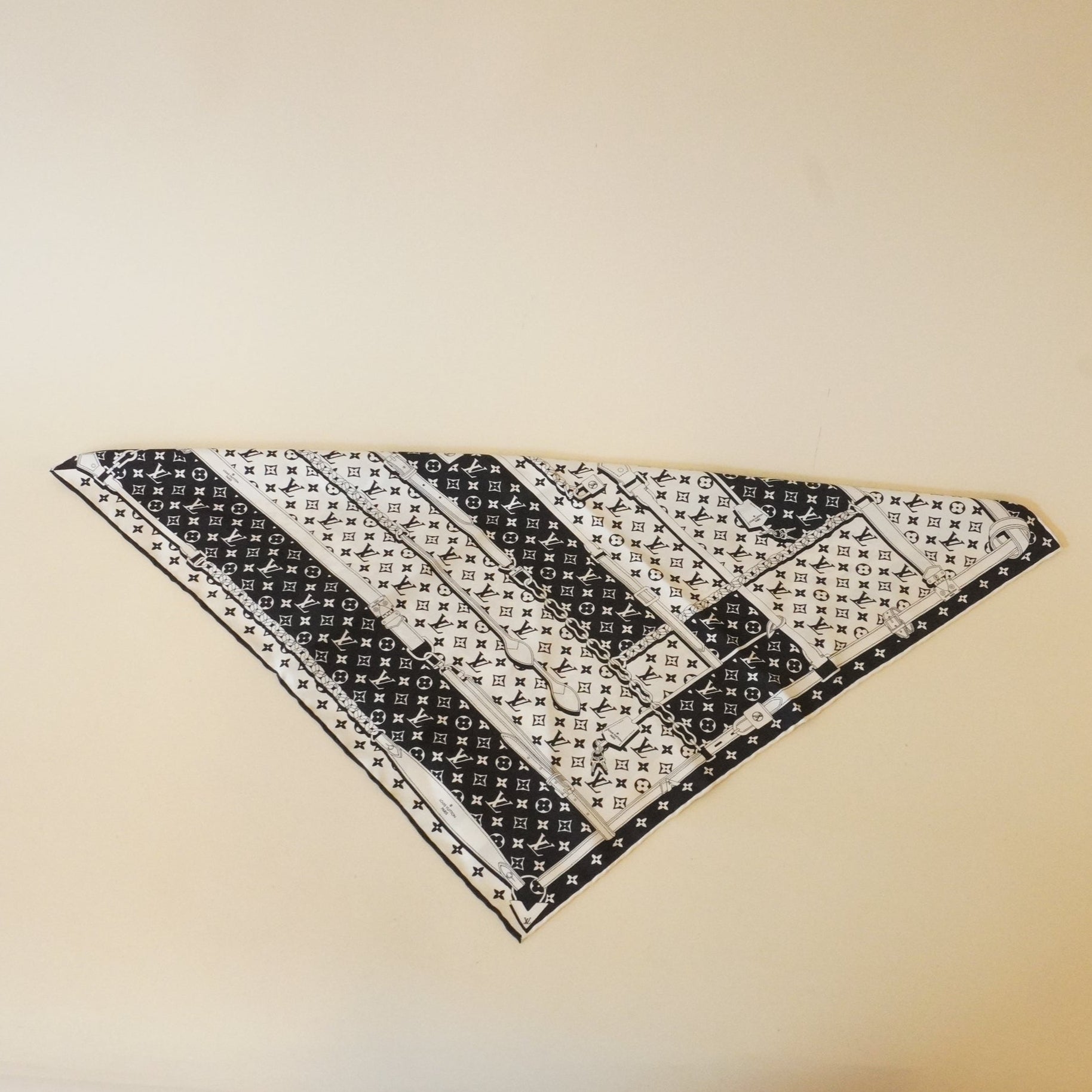 PRE-OWNED LV Silk Monogram Confidential Square Scarf