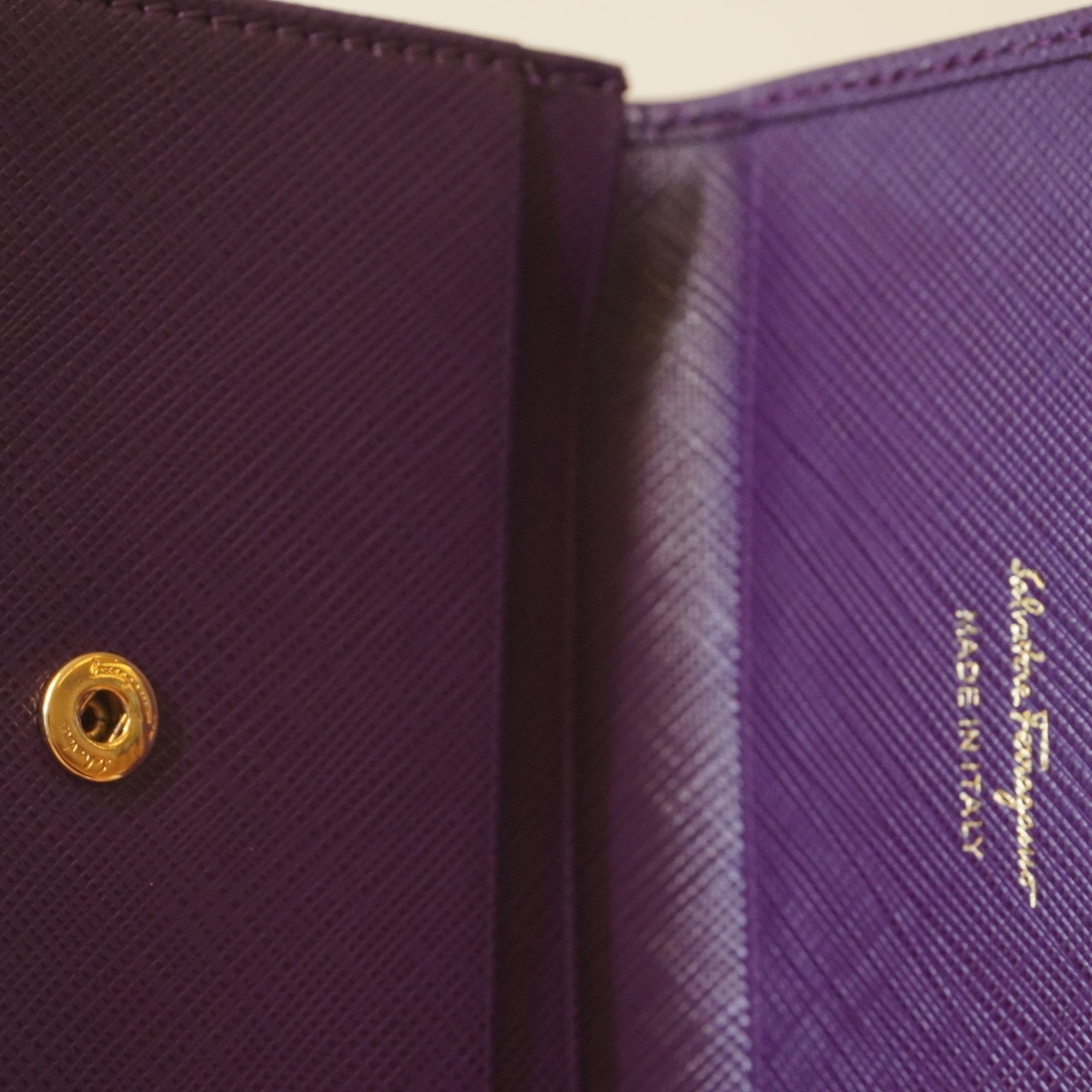 PRE-OWNED Gancini Business Card Holder Purple Leather