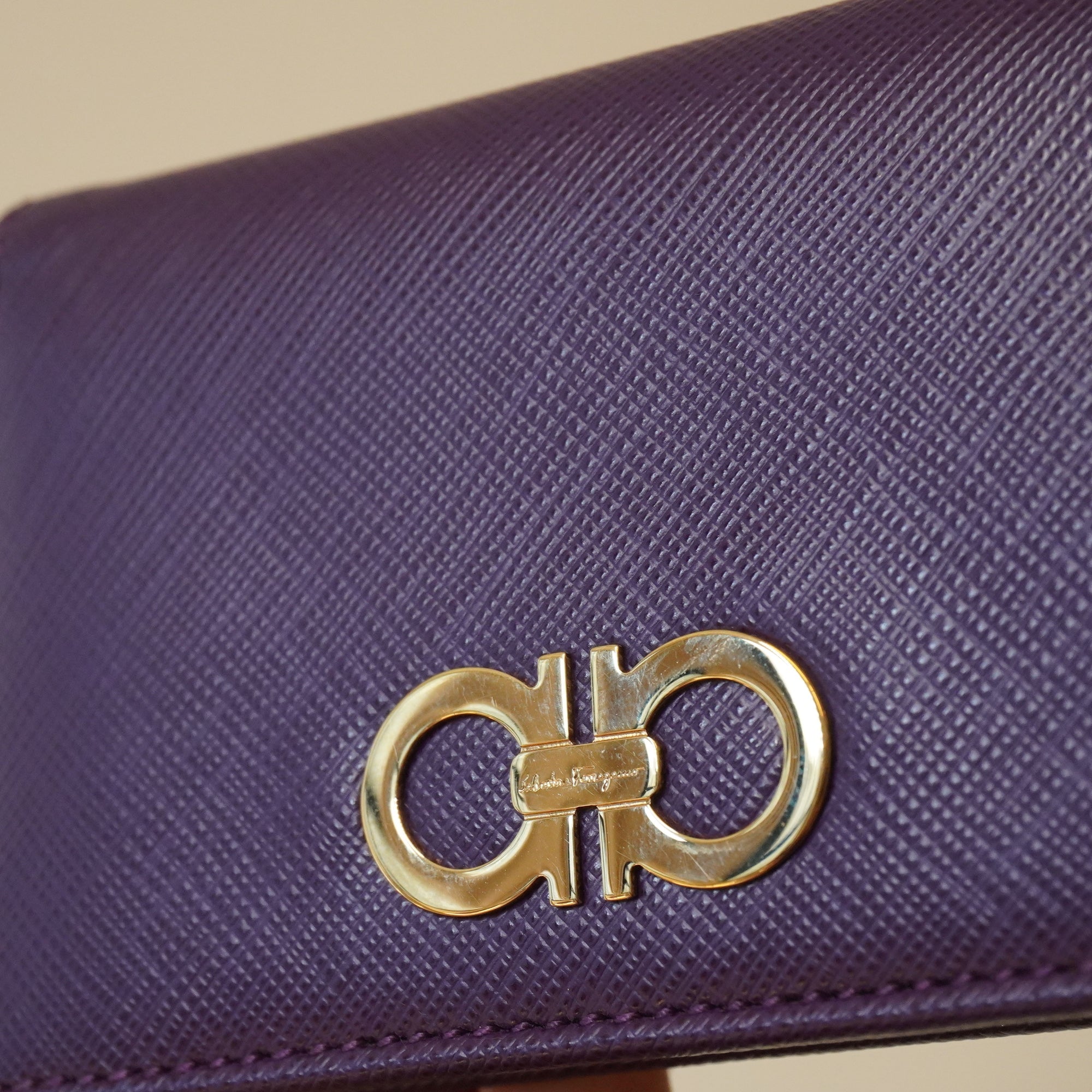 PRE-OWNED Gancini Business Card Holder Purple Leather