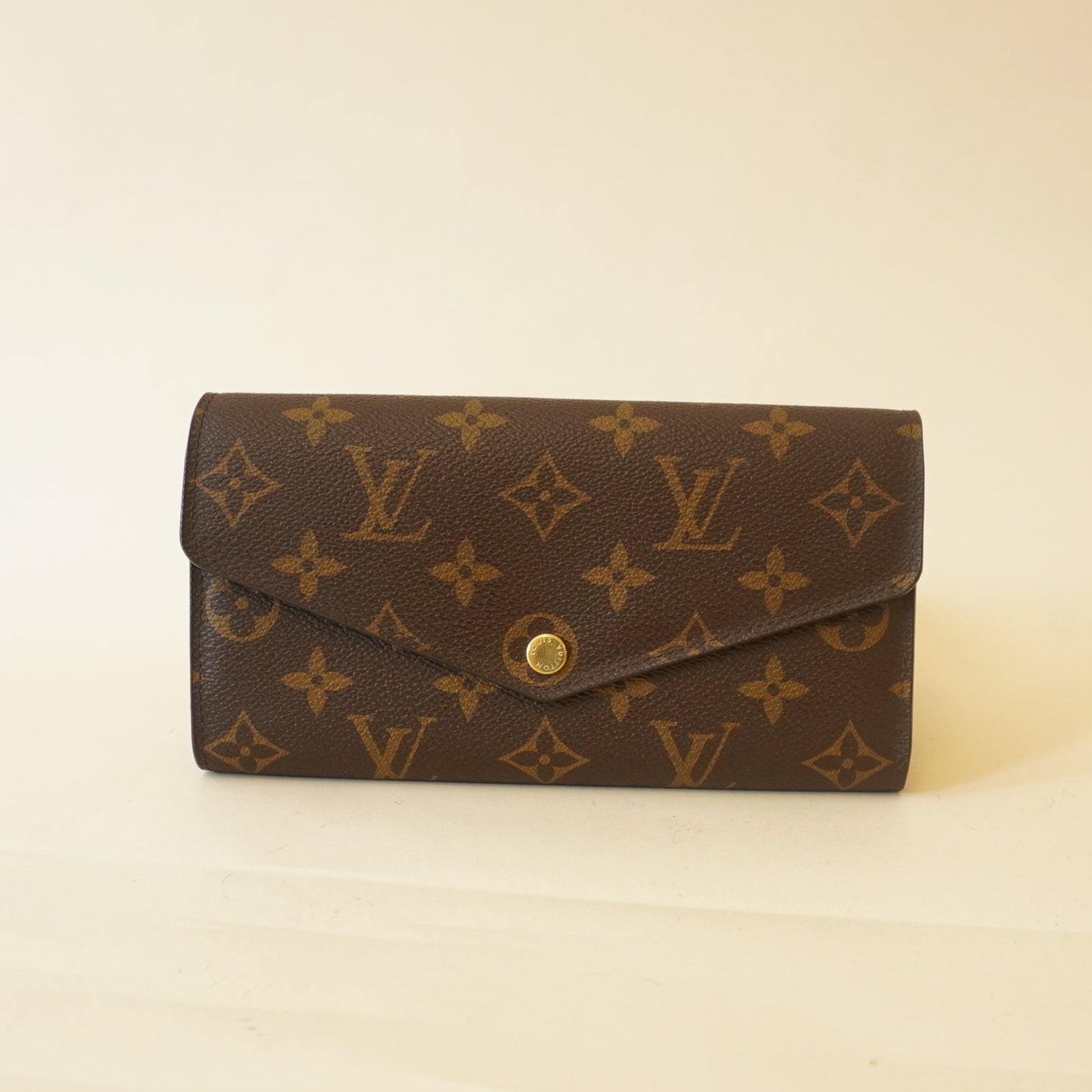 PRE-OWNED LV Monogram Canvas Sarah Wallet