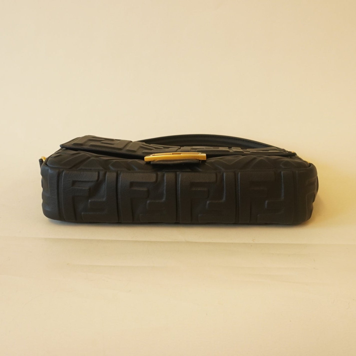 PRE-OWNED Baguette Black Calfskin Shoulder Bag