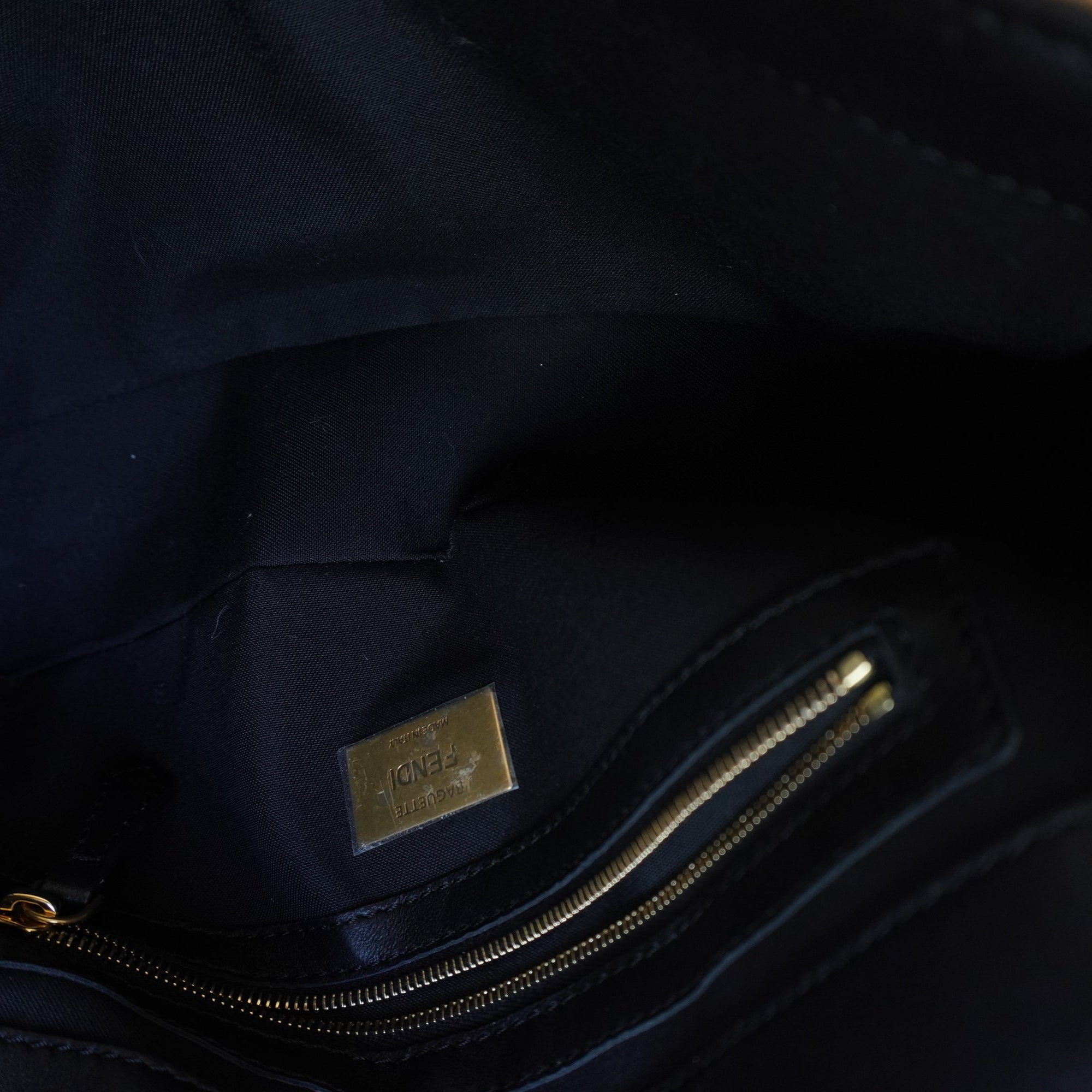 PRE-OWNED Baguette Black Calfskin Shoulder Bag