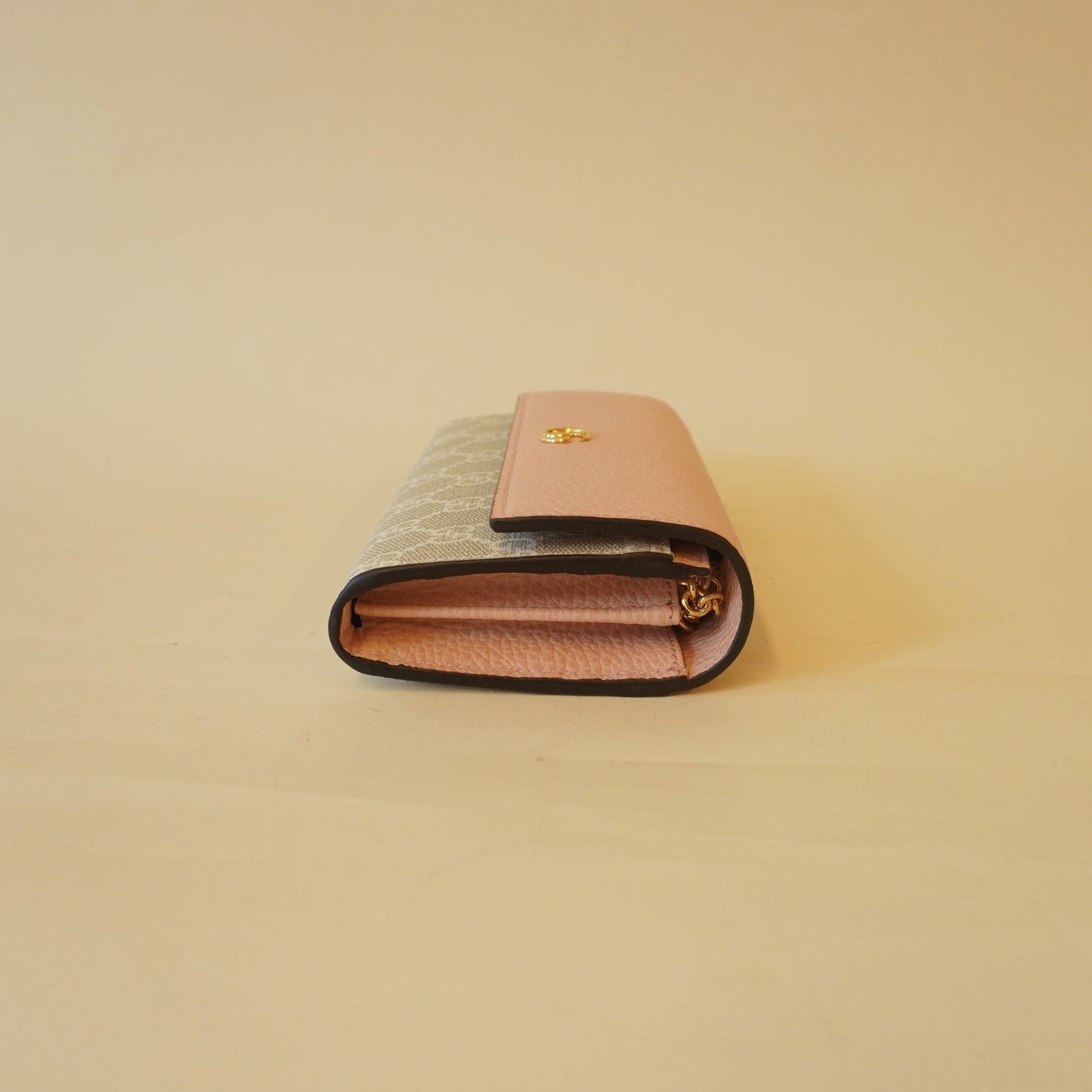 PRE-OWNED GG Pink Bicolor Continental Wallet on a Chain Crossbody Bag