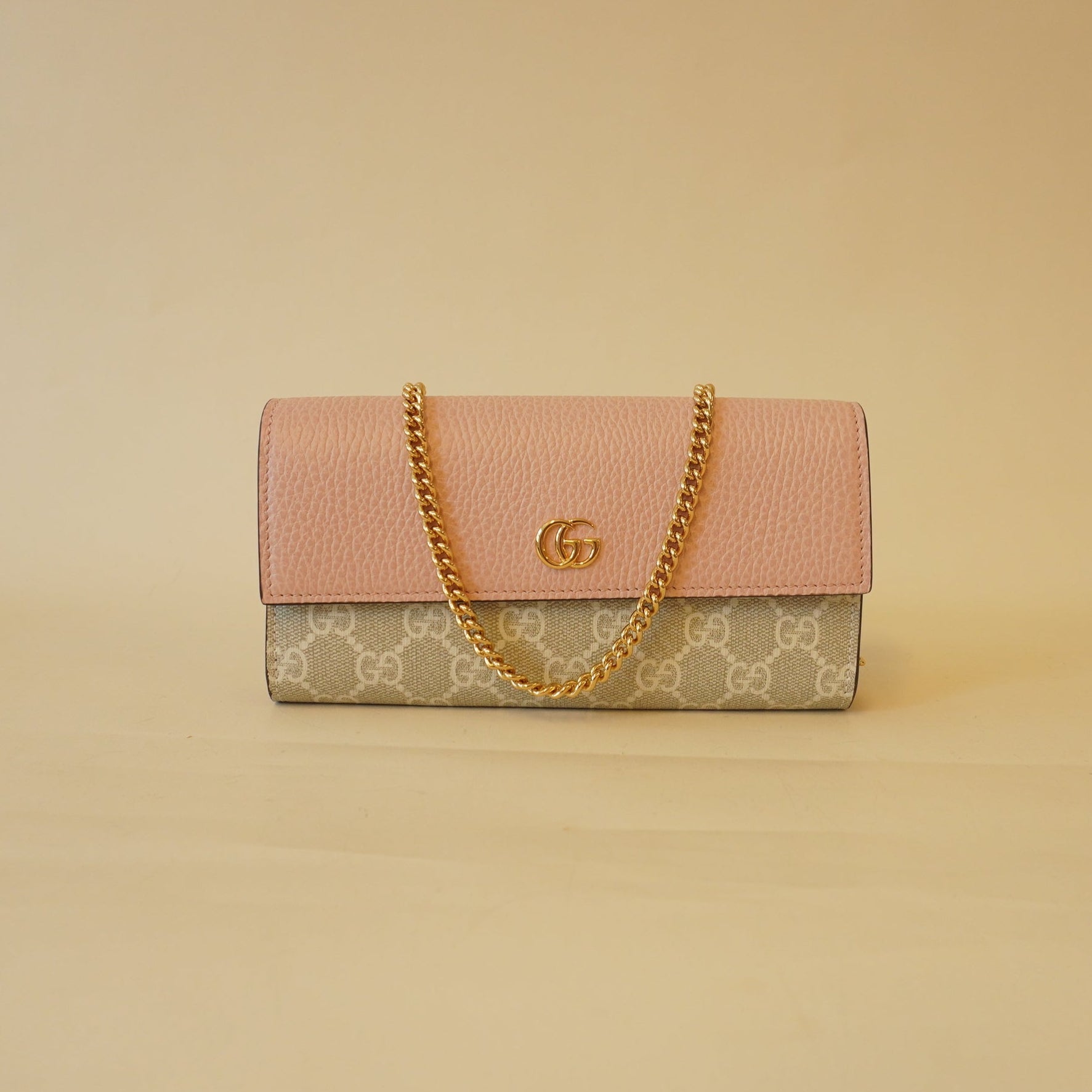 PRE-OWNED GG Pink Bicolor Continental Wallet on a Chain Crossbody Bag
