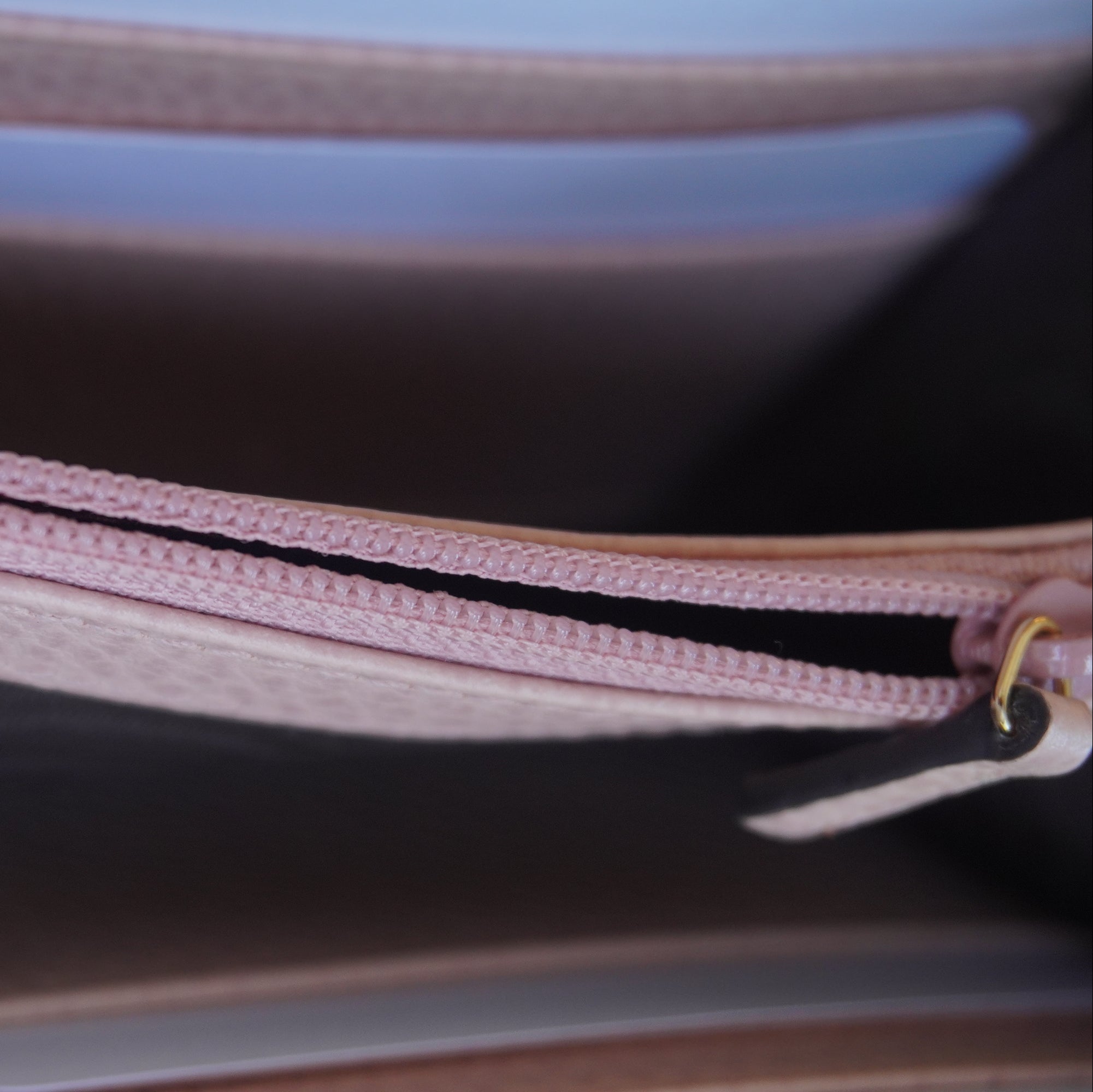 PRE-OWNED GG Pink Bicolor Continental Wallet on a Chain Crossbody Bag