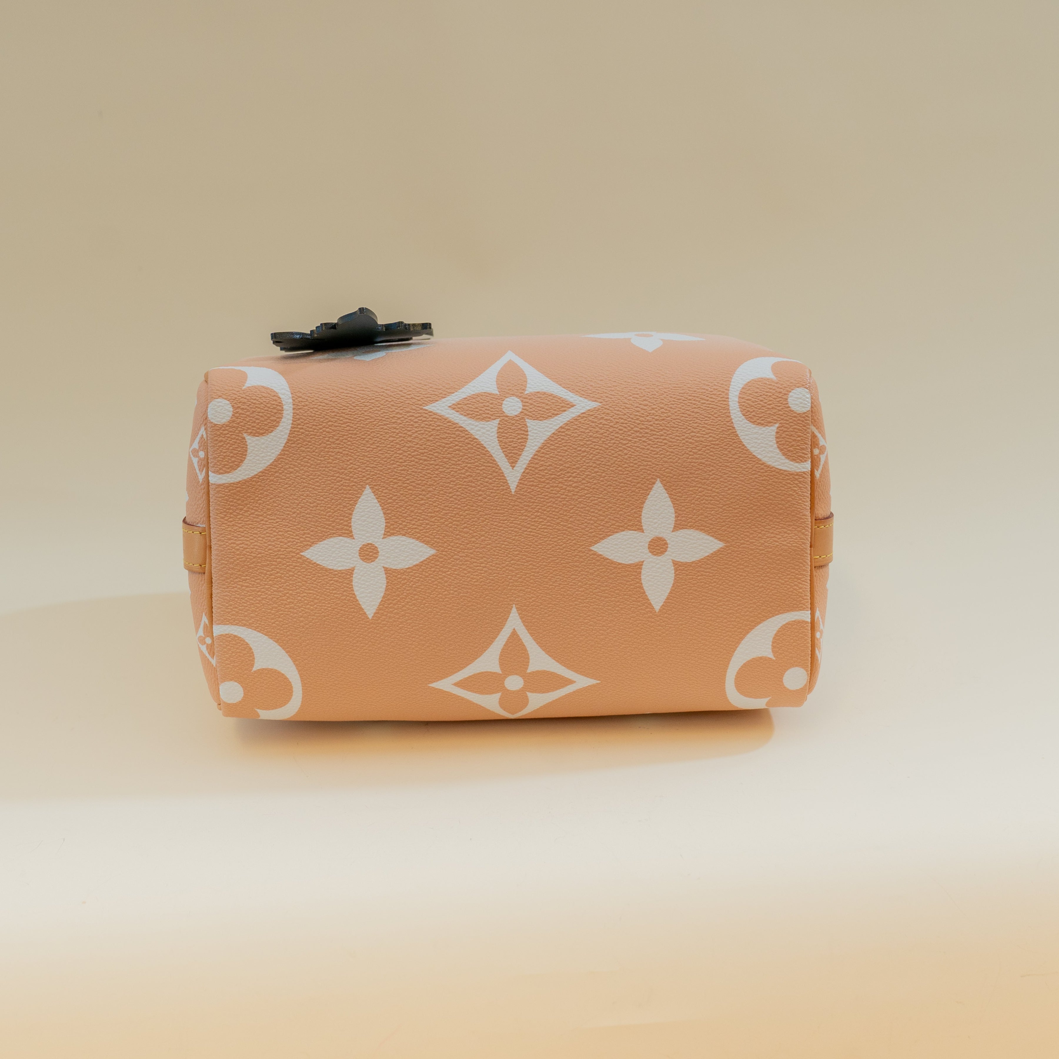 PRE-OWNED LV Monogram Giant By The Pool Speedy Bandouliere 25