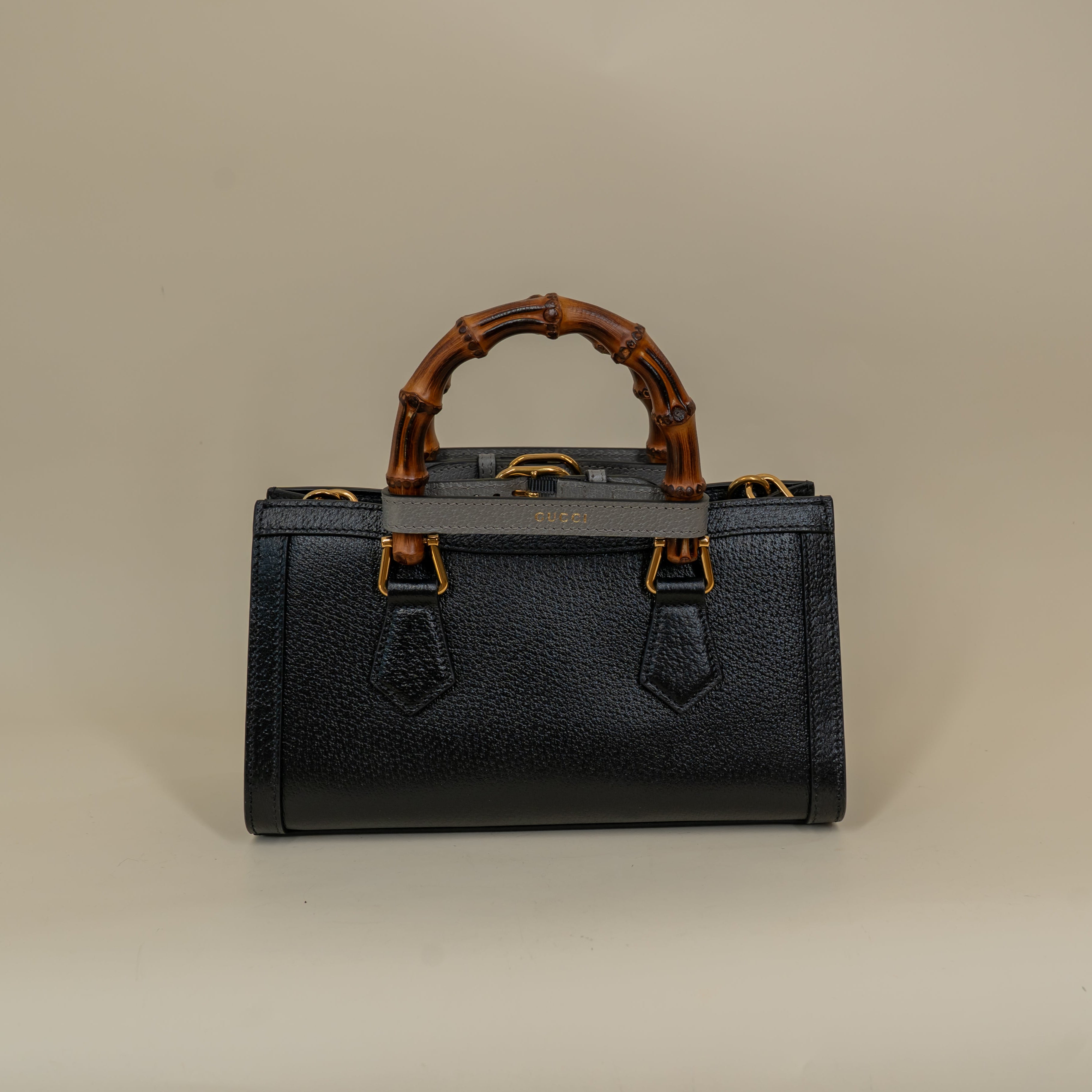 GUCCI - Black Leather Small Diana Shoulder Bag