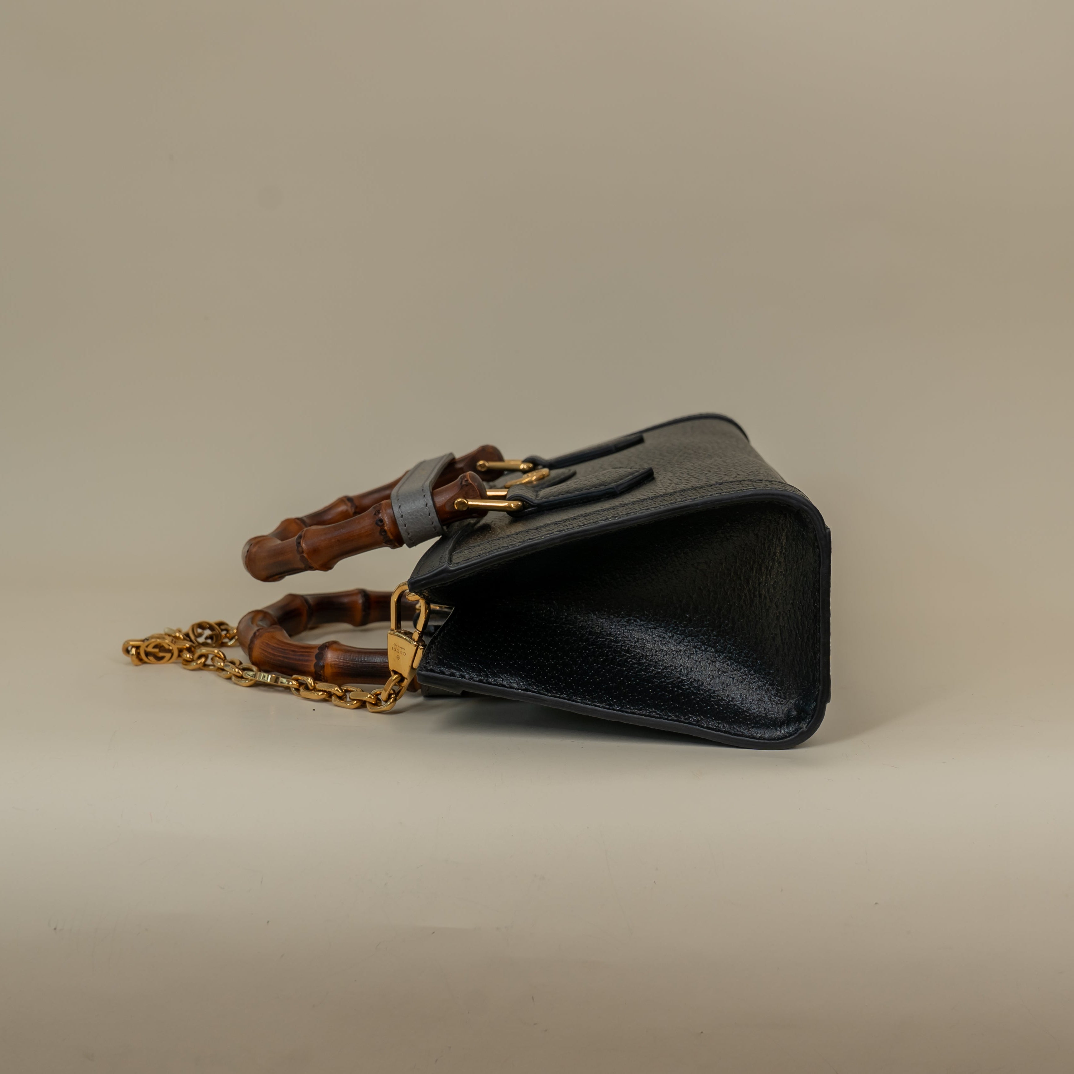 GUCCI - Black Leather Small Diana Shoulder Bag