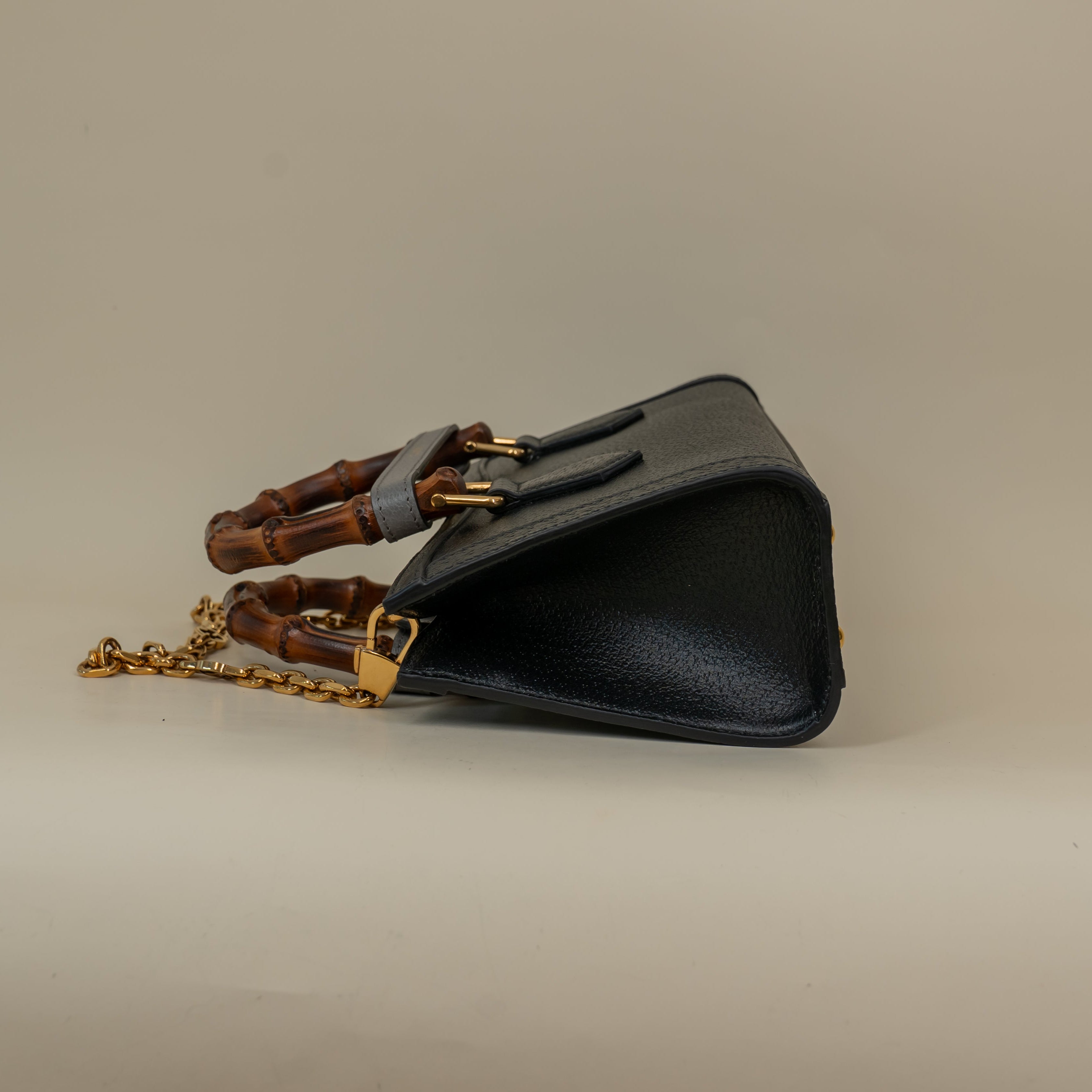 GUCCI - Black Leather Small Diana Shoulder Bag