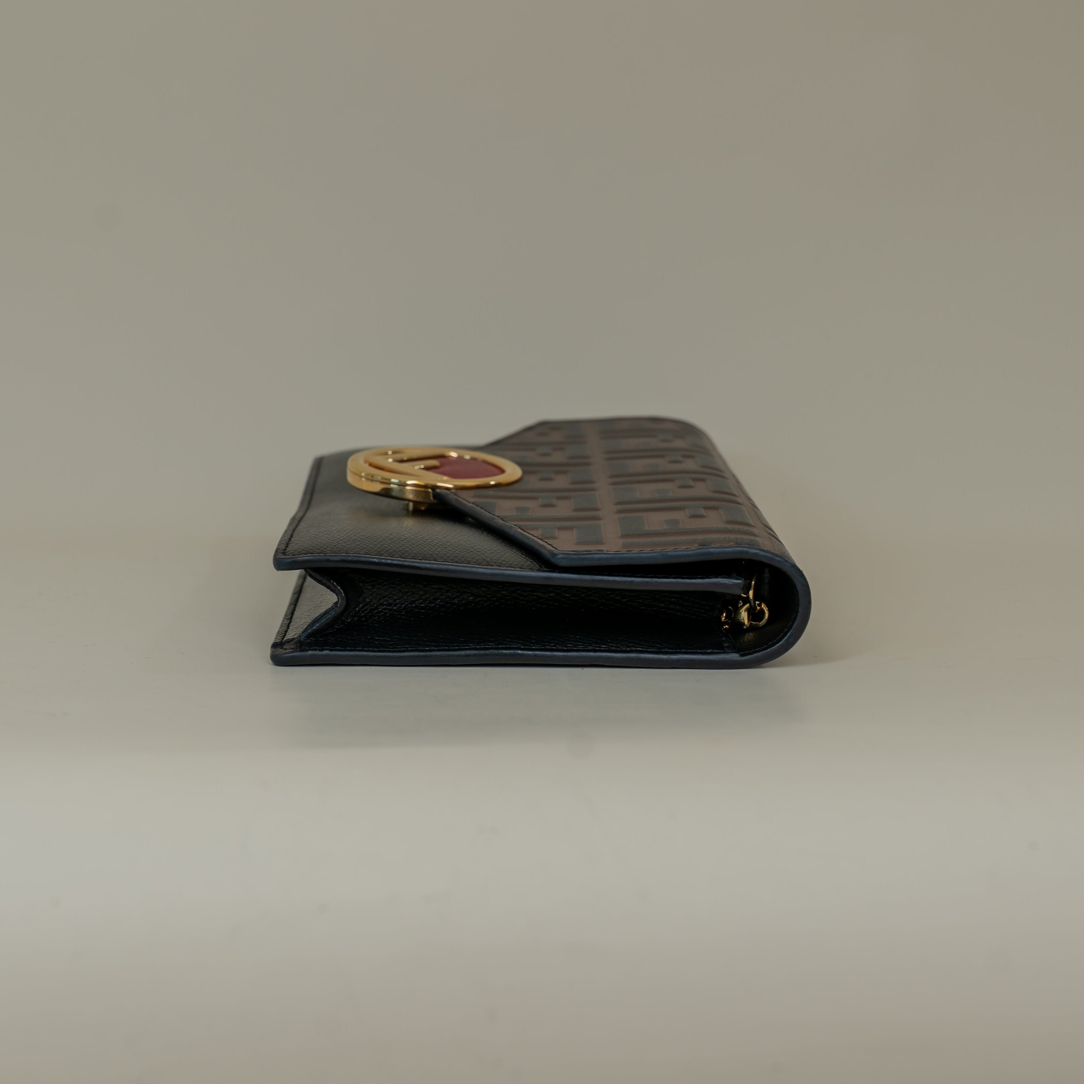 PRE-OWNED Vitello Cruise F Embossed Medium Envelope Wallet On Chain Black Maya