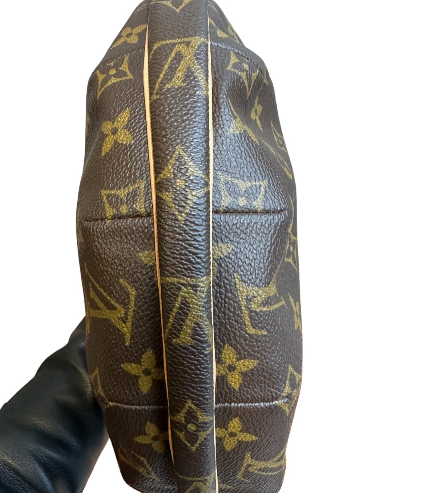LOUIS VUITTON - Croissant Handbag MM