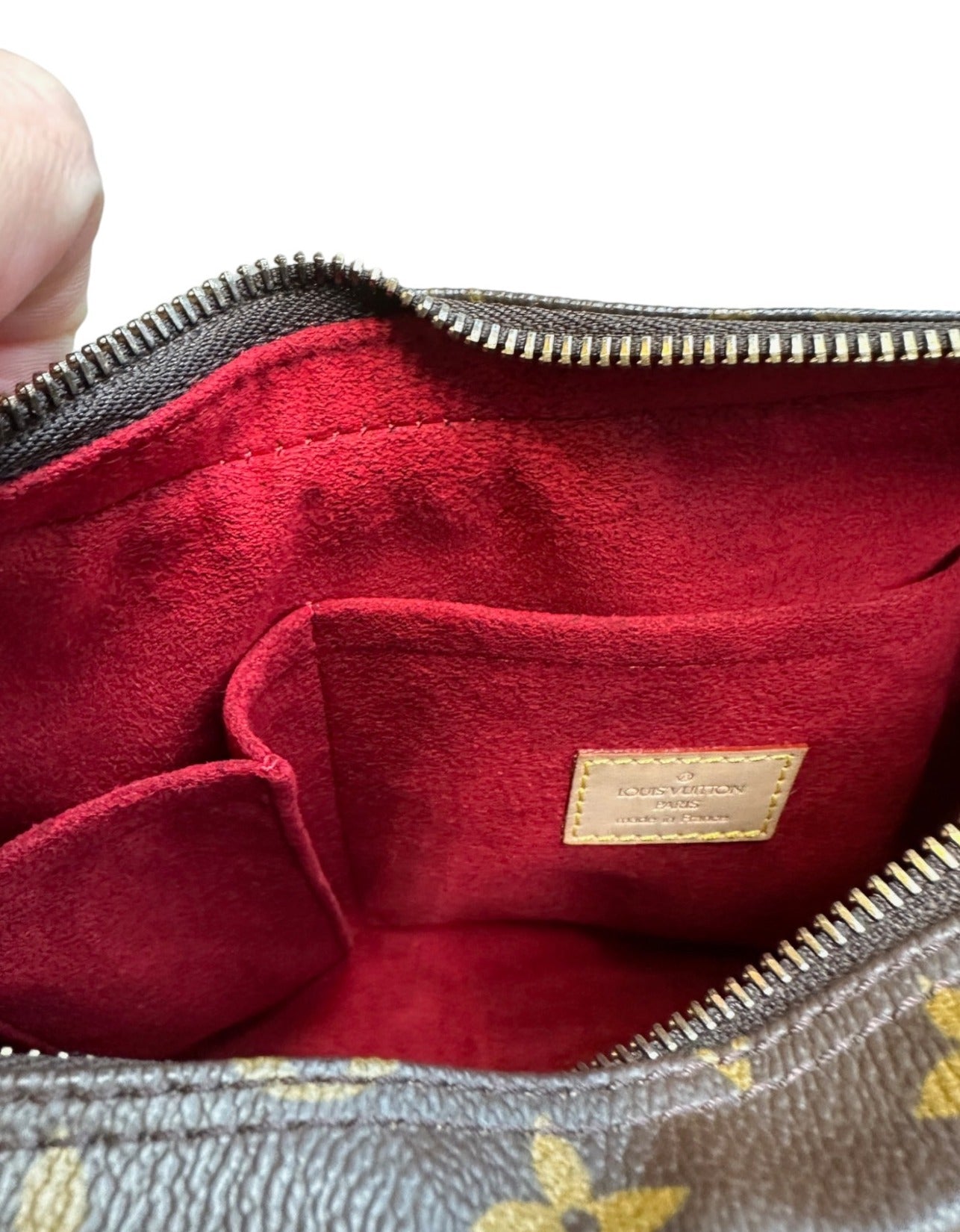 LOUIS VUITTON - Croissant Handbag MM