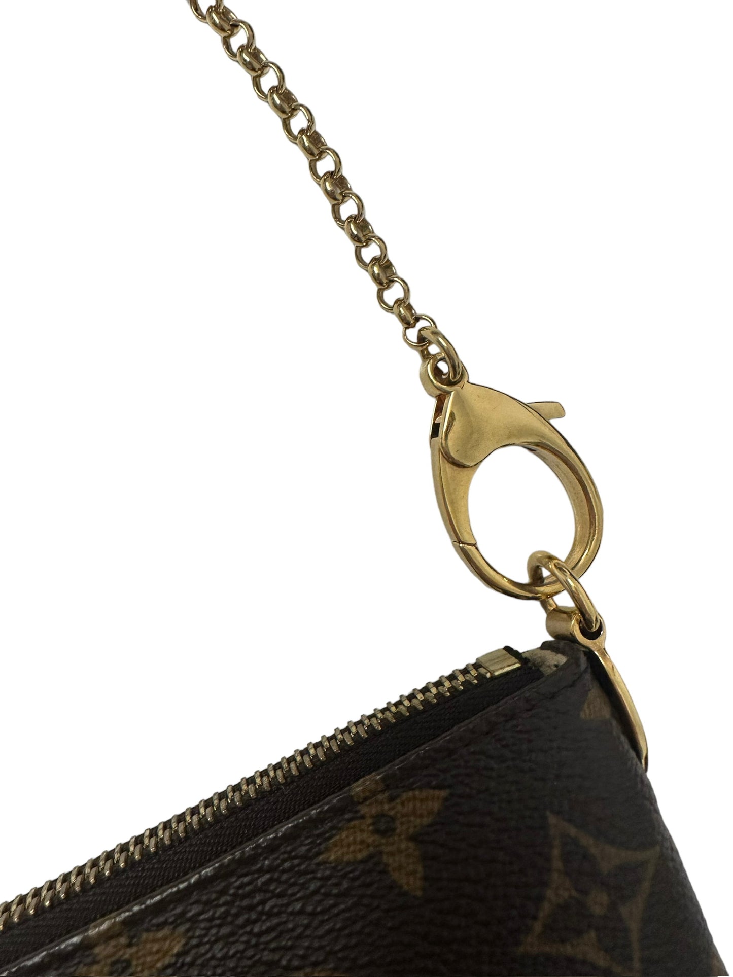 LOUIS VUITTON - Monogram Canvas Pochette Milla