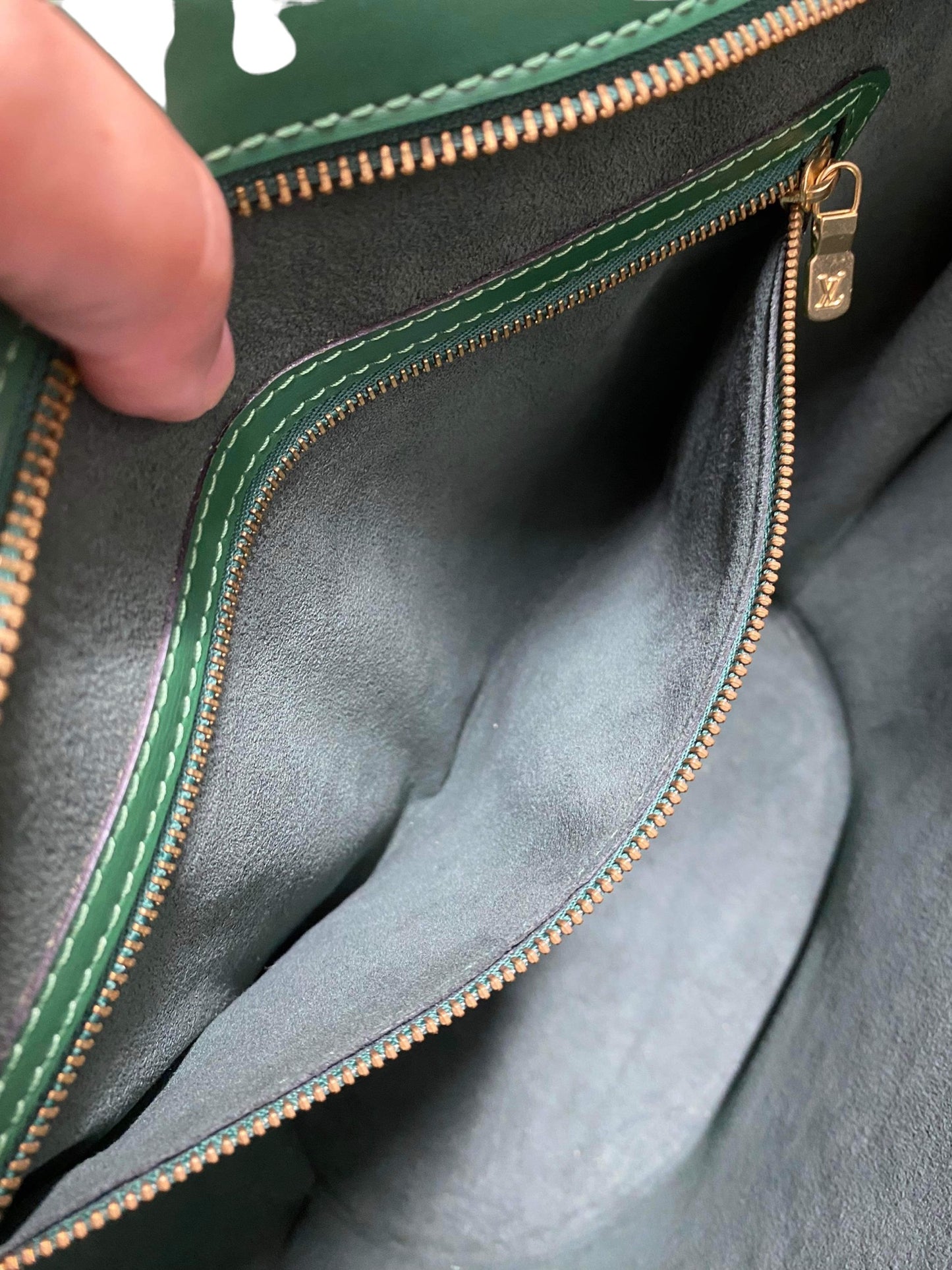 LOUIS VUITTON - Saint Jacques Epi Green Handbag
