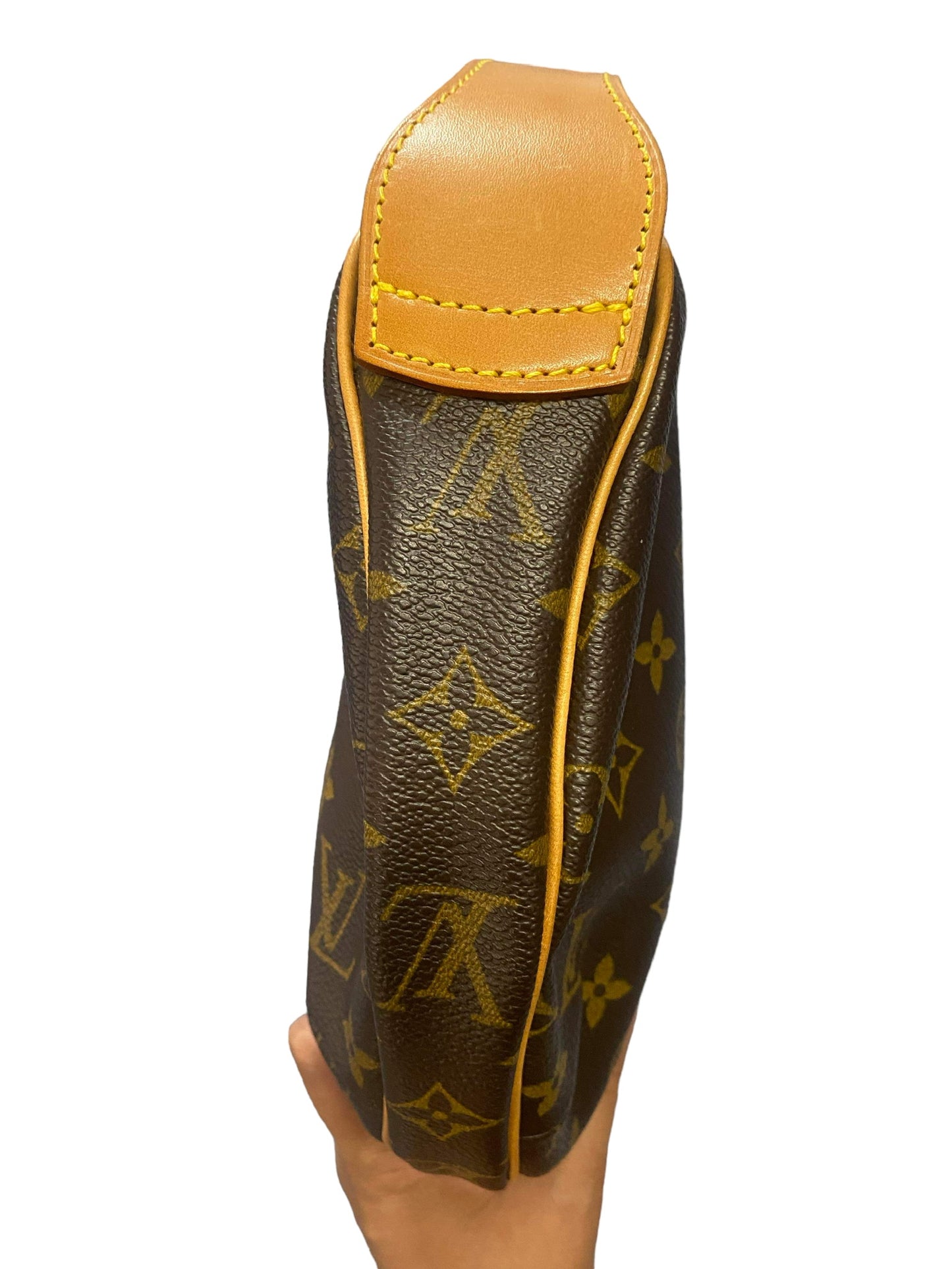 LOUIS VUITTON - Croissant MM