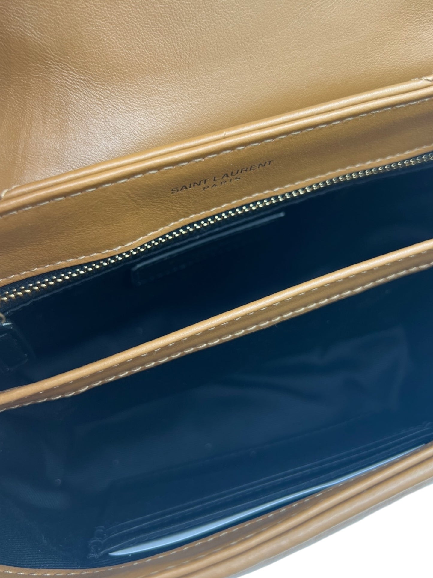 SAINT LAURENT - Bolso de mano Toy Loulou con monograma acolchado en piel de becerro marrón
