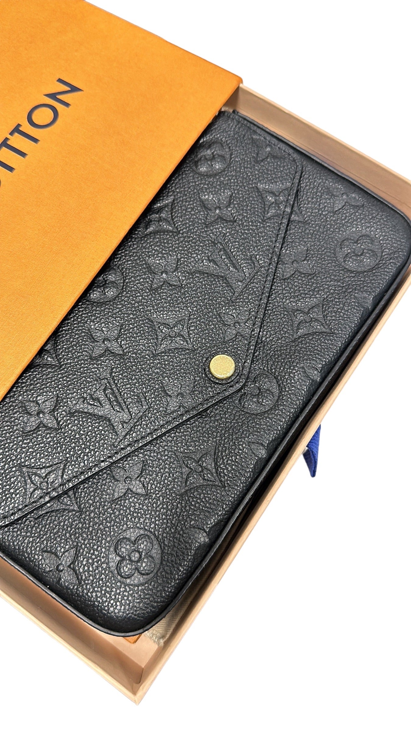LOUIS VUITTON - Black Monogram Empreinte Felicie Pochette