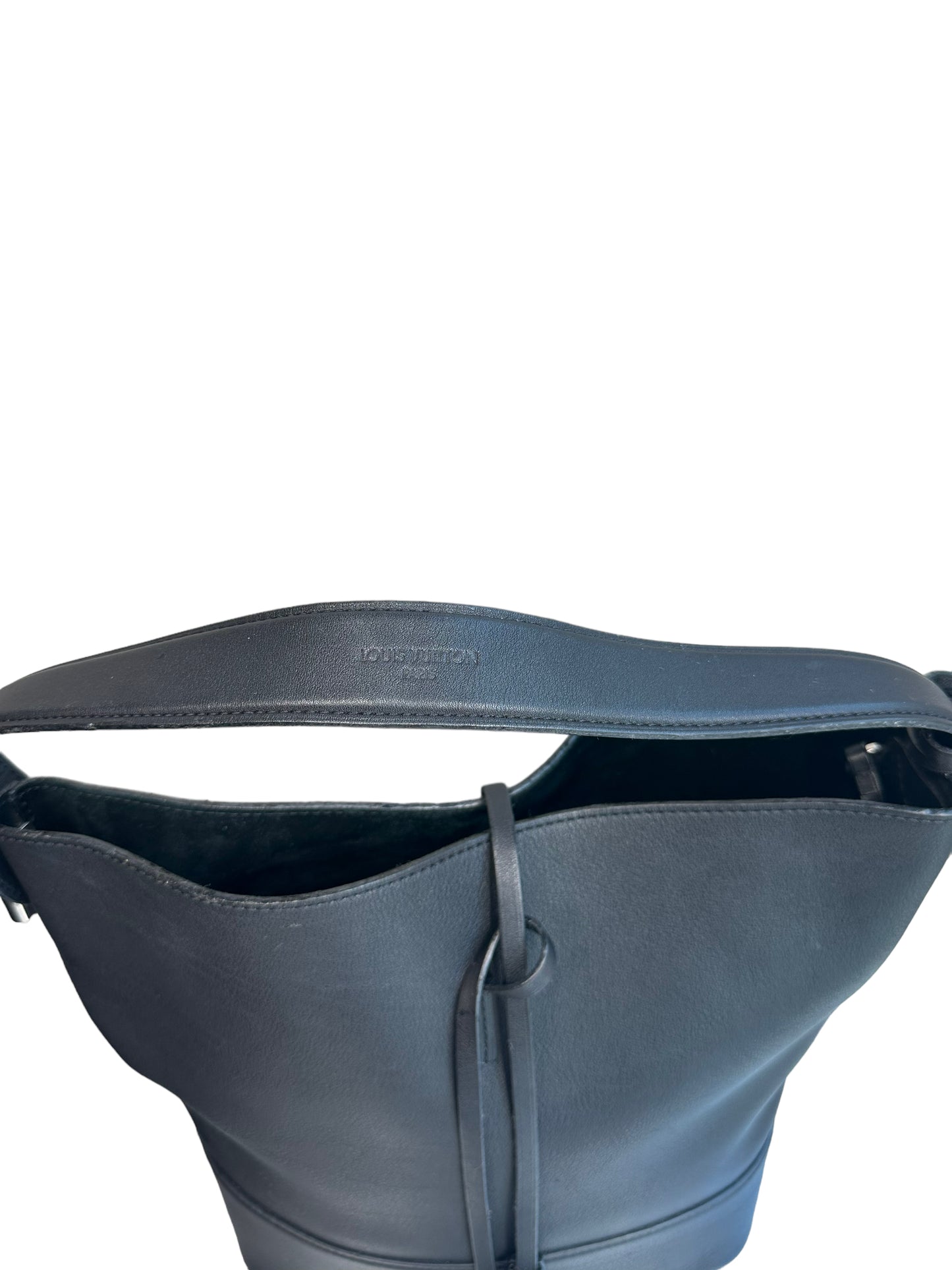 LOUIS VUITTON - Nuance Shoulder Bag