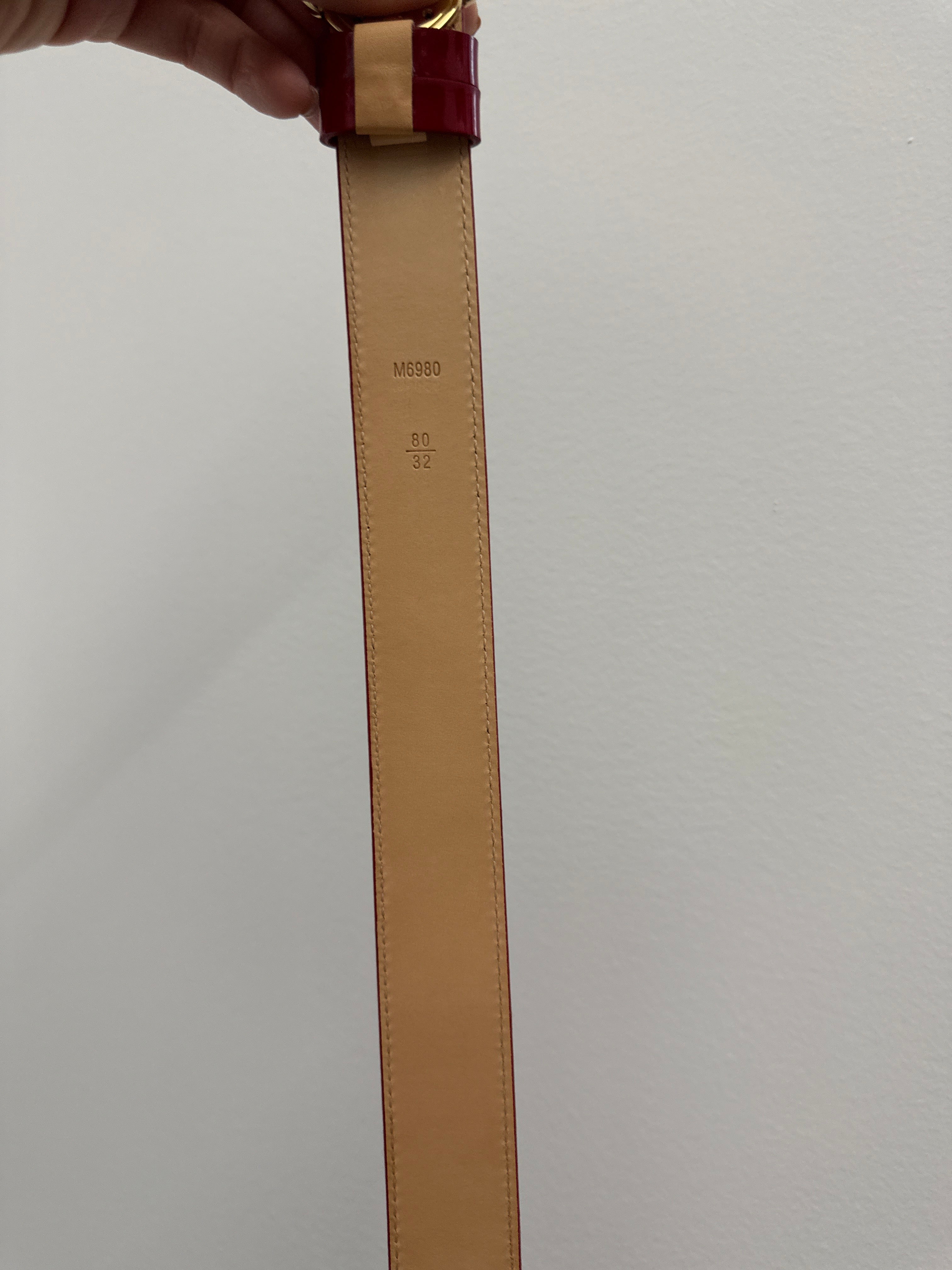 PRE-OWNED LV Pomme DAmour Monogram Vernis Santur 40mm Belt 80/32