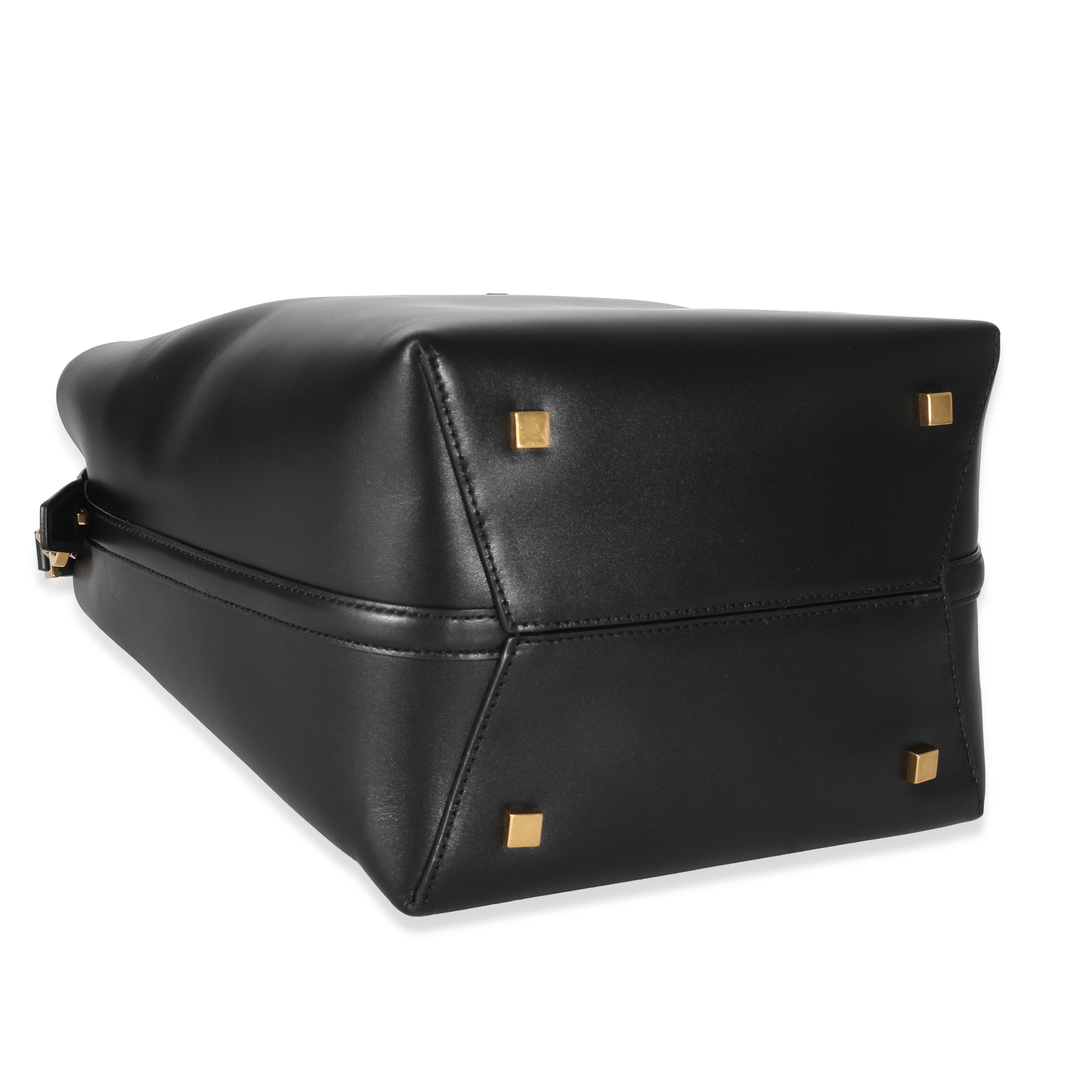 Saint Laurent Black Shiny Calfskin Small Le 37 Bucket Bag Handbag av