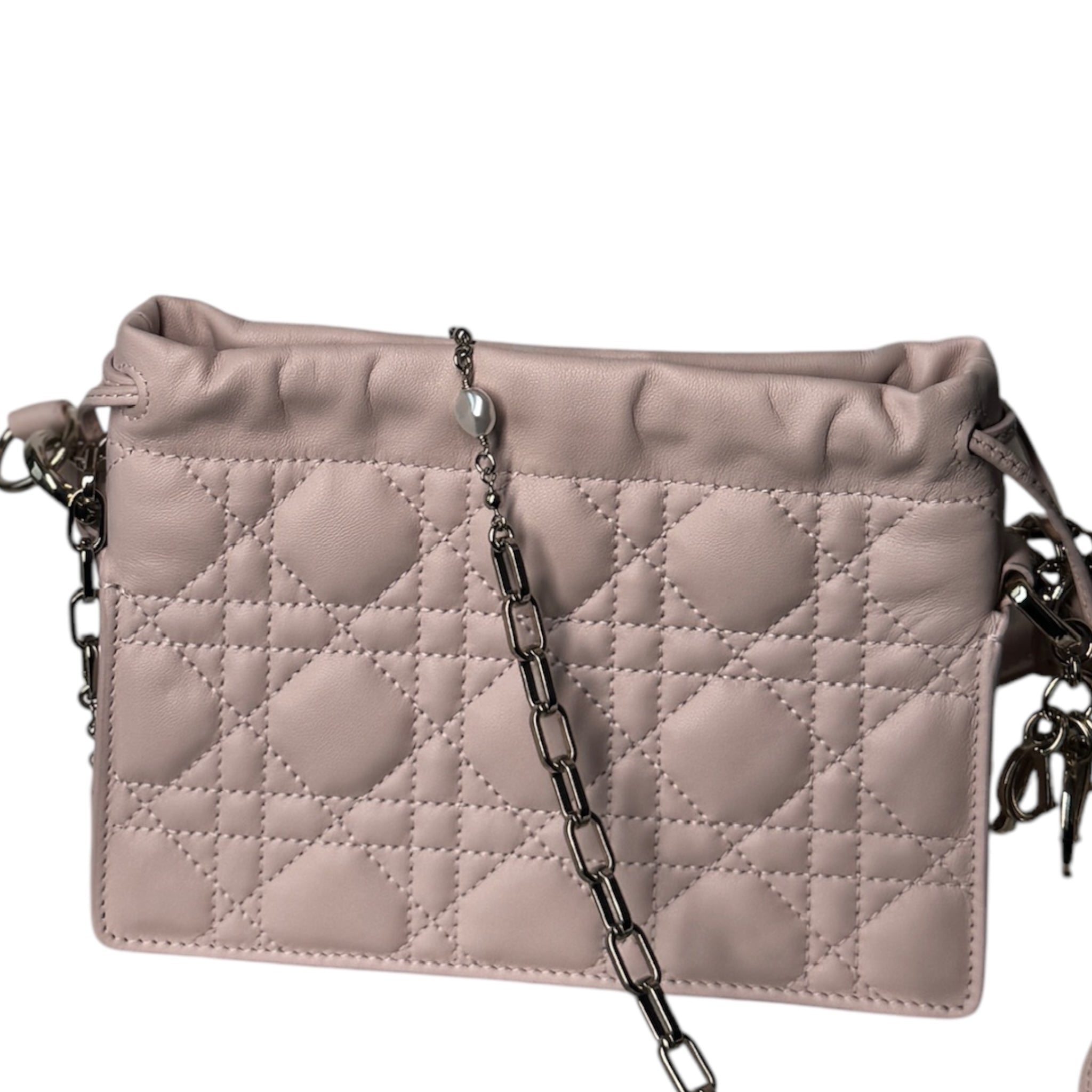 Bolso Lady Dior Milly Mini de piel de cordero rosa USADO