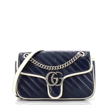 GUCCI - Bolso de mano con solapa GG Marmont en diagonal