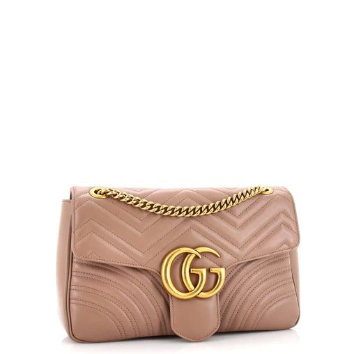 GUCCI - Bolso con solapa GG Marmont de piel matelasse mediano