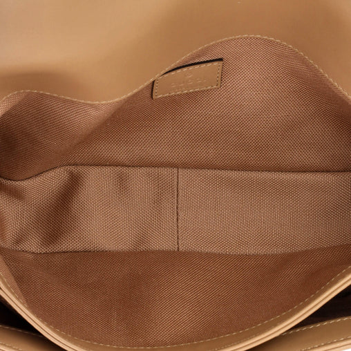 Bolso de hombro mediano de piel matelasse con solapa monocromática GG Marmont de segunda mano