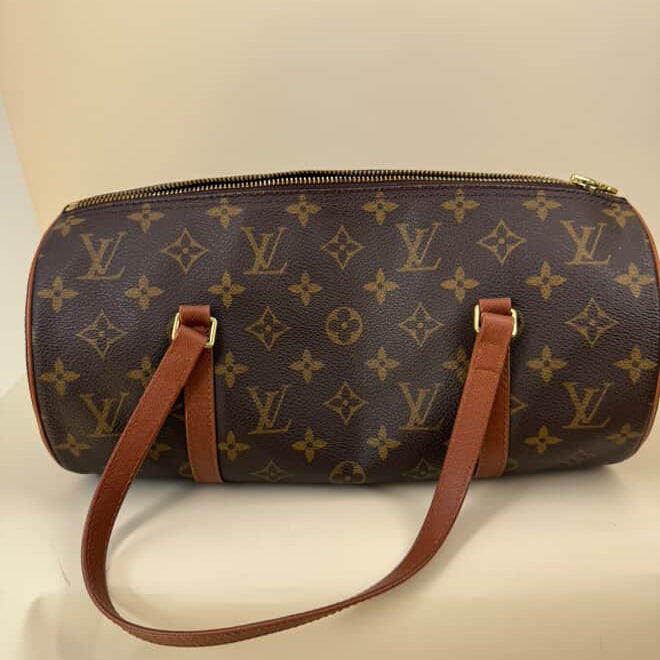 Bolso de hombro LV Monogram de lona Papillon 30 con bolsa, usado