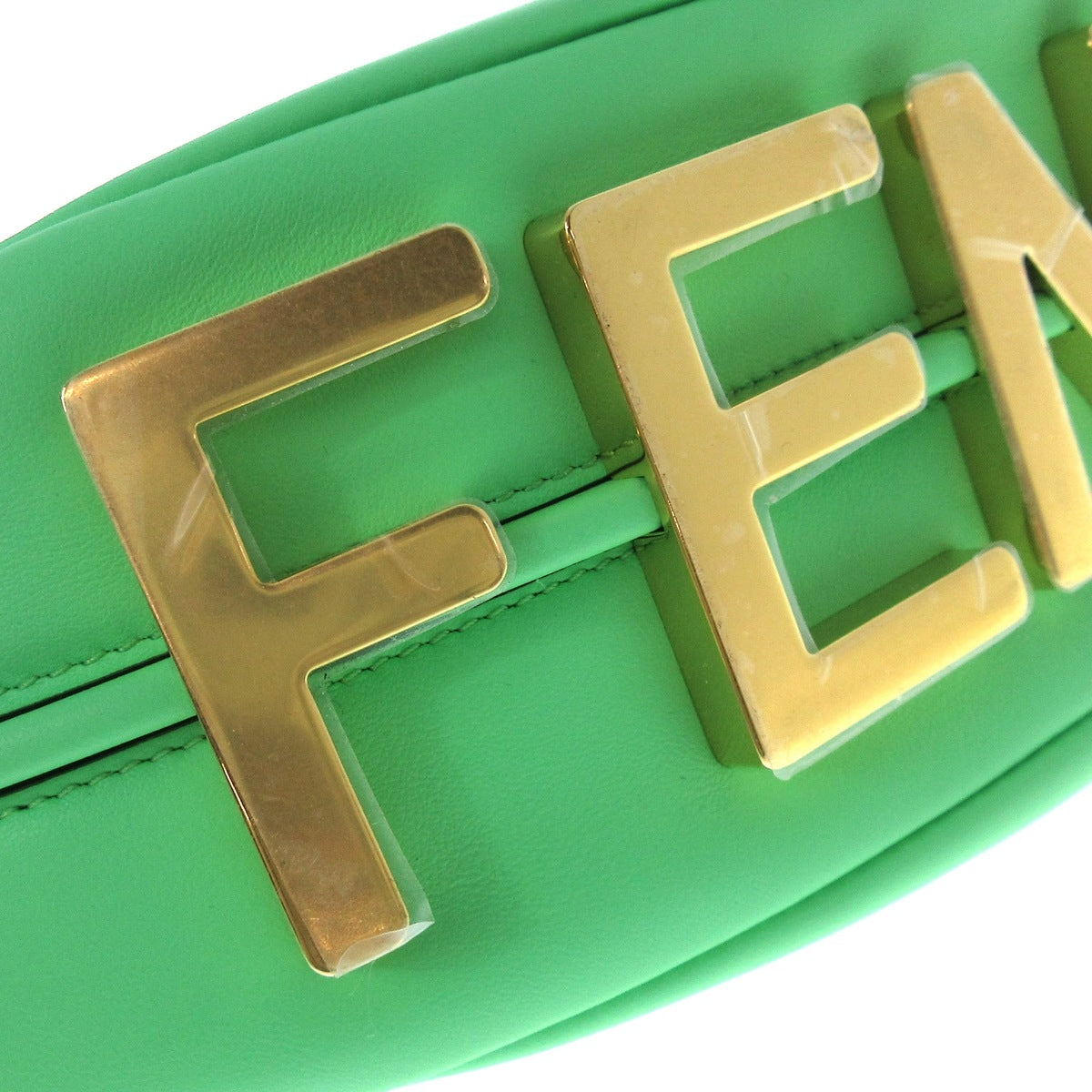 FENDI - Fendigraphy Small Shoulder Edamame (light green)