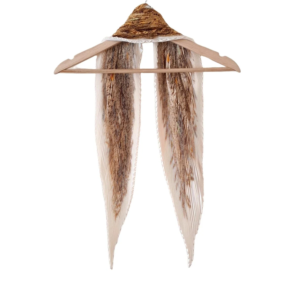 PRE-OWNED White Gold Legende Silk Scarf and Ring Scarf