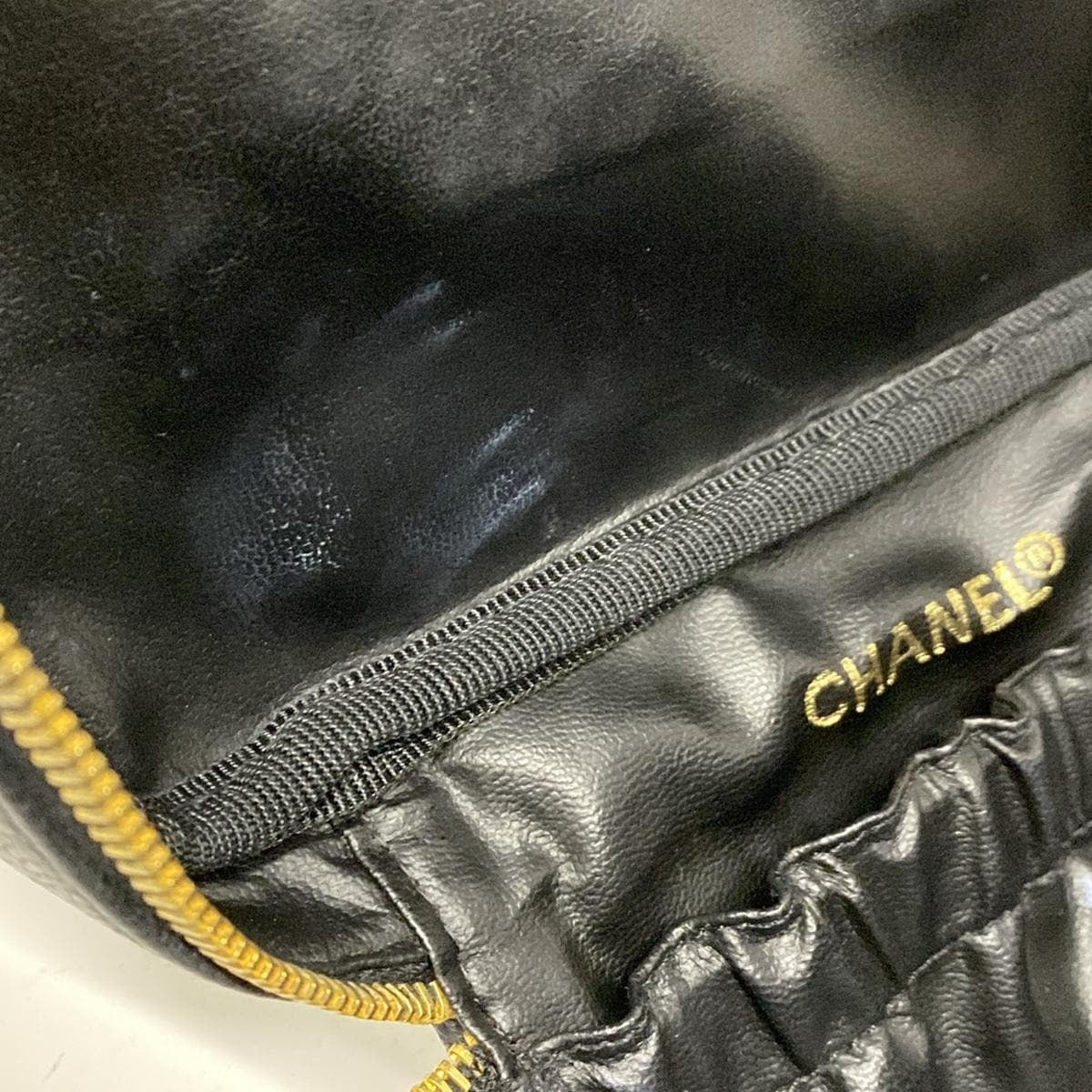 PRE-OWNED CC Black Caviar Skin Vanity Bag