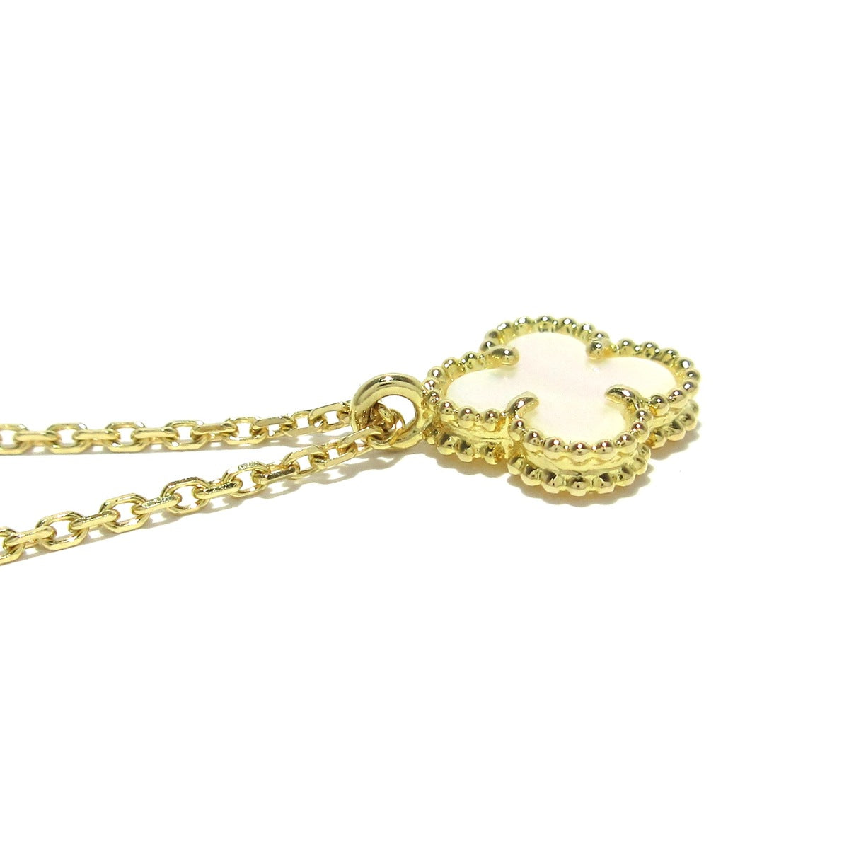 VAN CLEEF & ARPELS - Sweet Alhambra Necklace 18K Yellow Gold Mother of Pearl