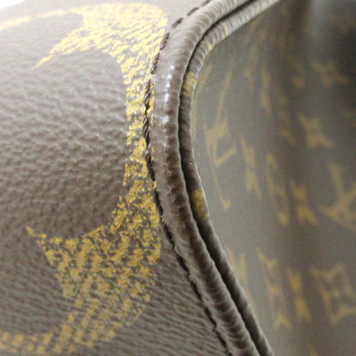 PRE-OWNED LV Onthego MM Monogram Reverse Canvas Tote Bag