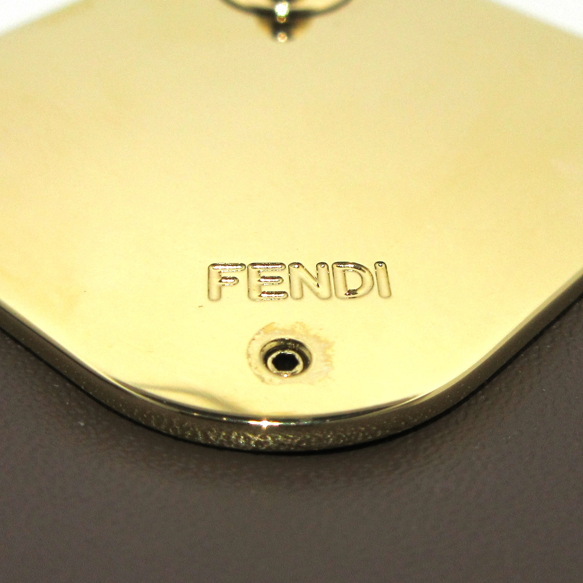 FENDI - Cartera FF Diamond Zucca con cadena