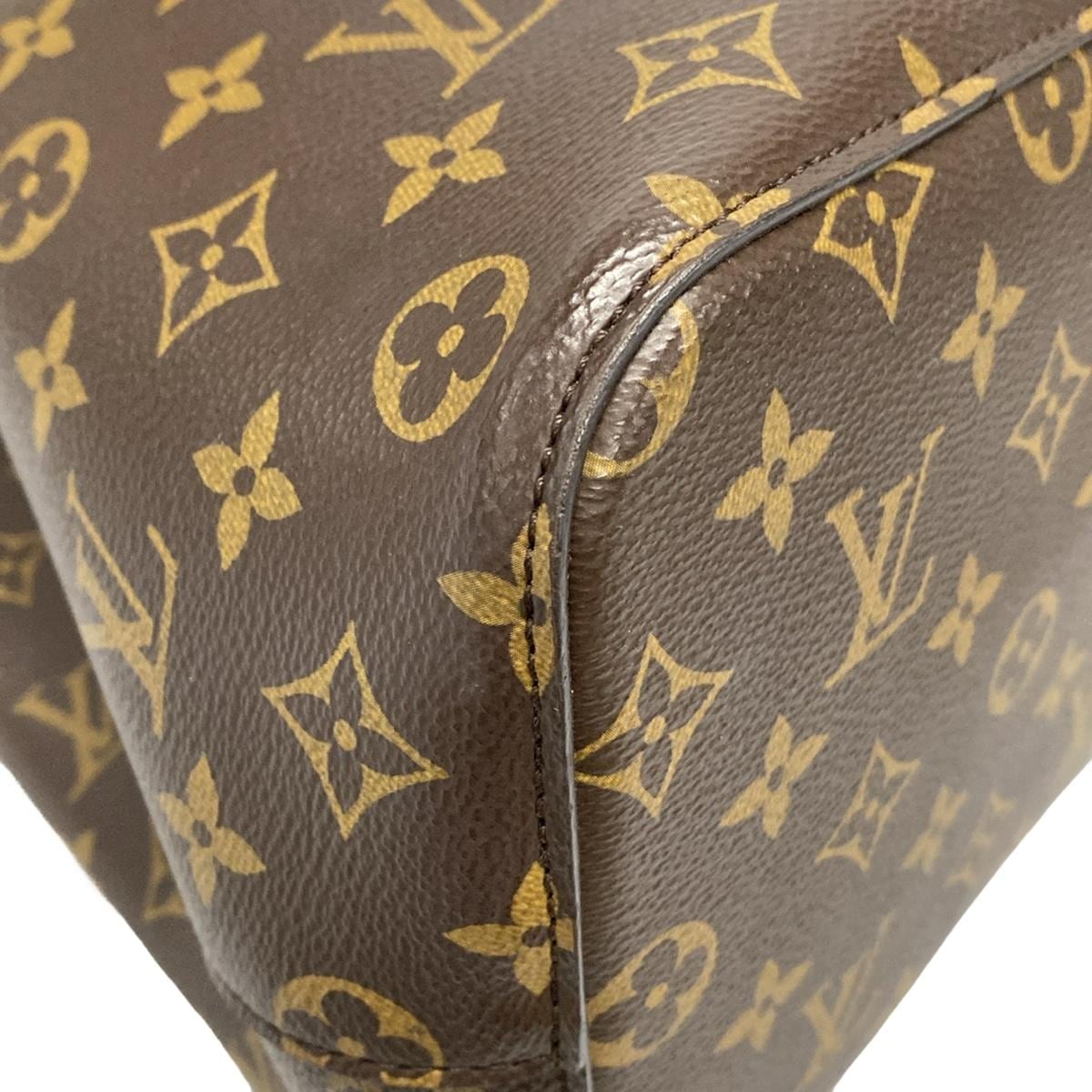 LOUIS VUITTON - NeoNoe Monogram Canvas Crossbody Bag