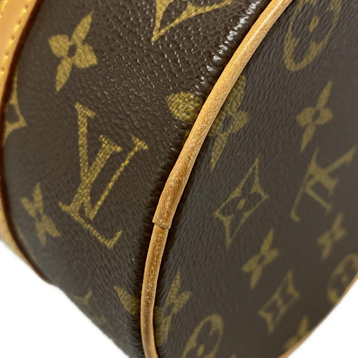 PRE-OWNED LV Papillon 26 Monogram Canvas Shoulderbag