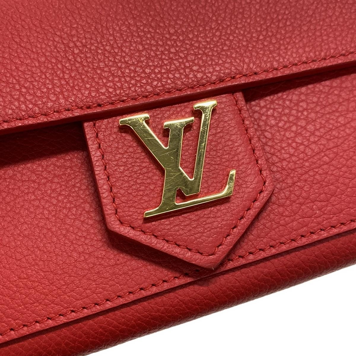 PRE-OWNED LV Portefeuille Lockme Ruby Soft Calf Leather Long Wallet