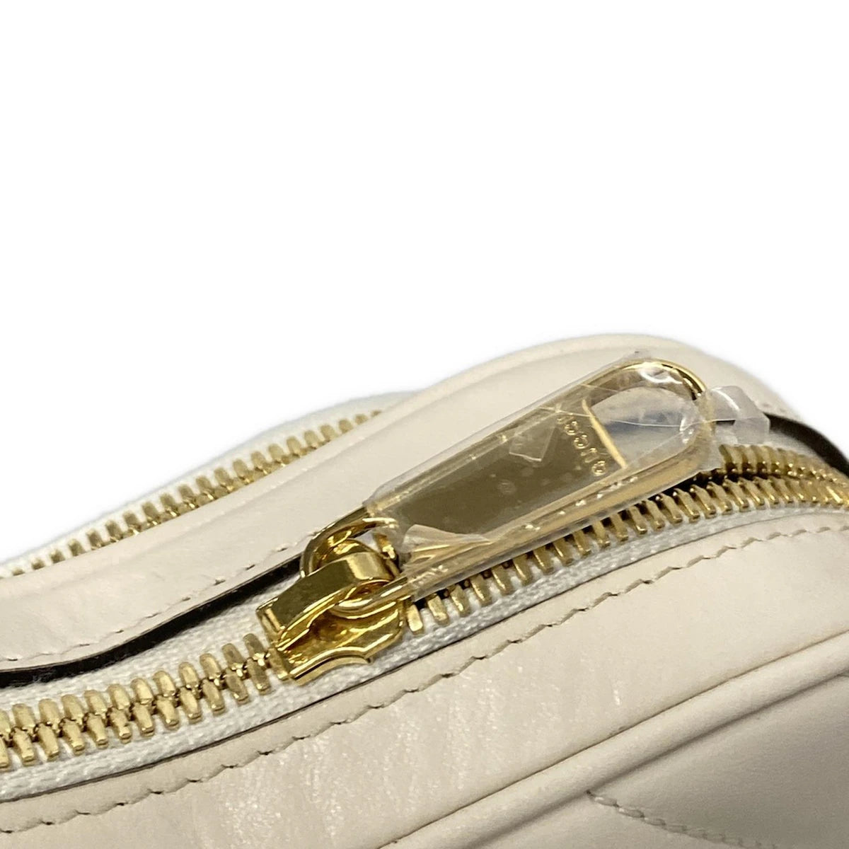 PRE-OWNED GG White Leather Interlocking G Shoulder Bag