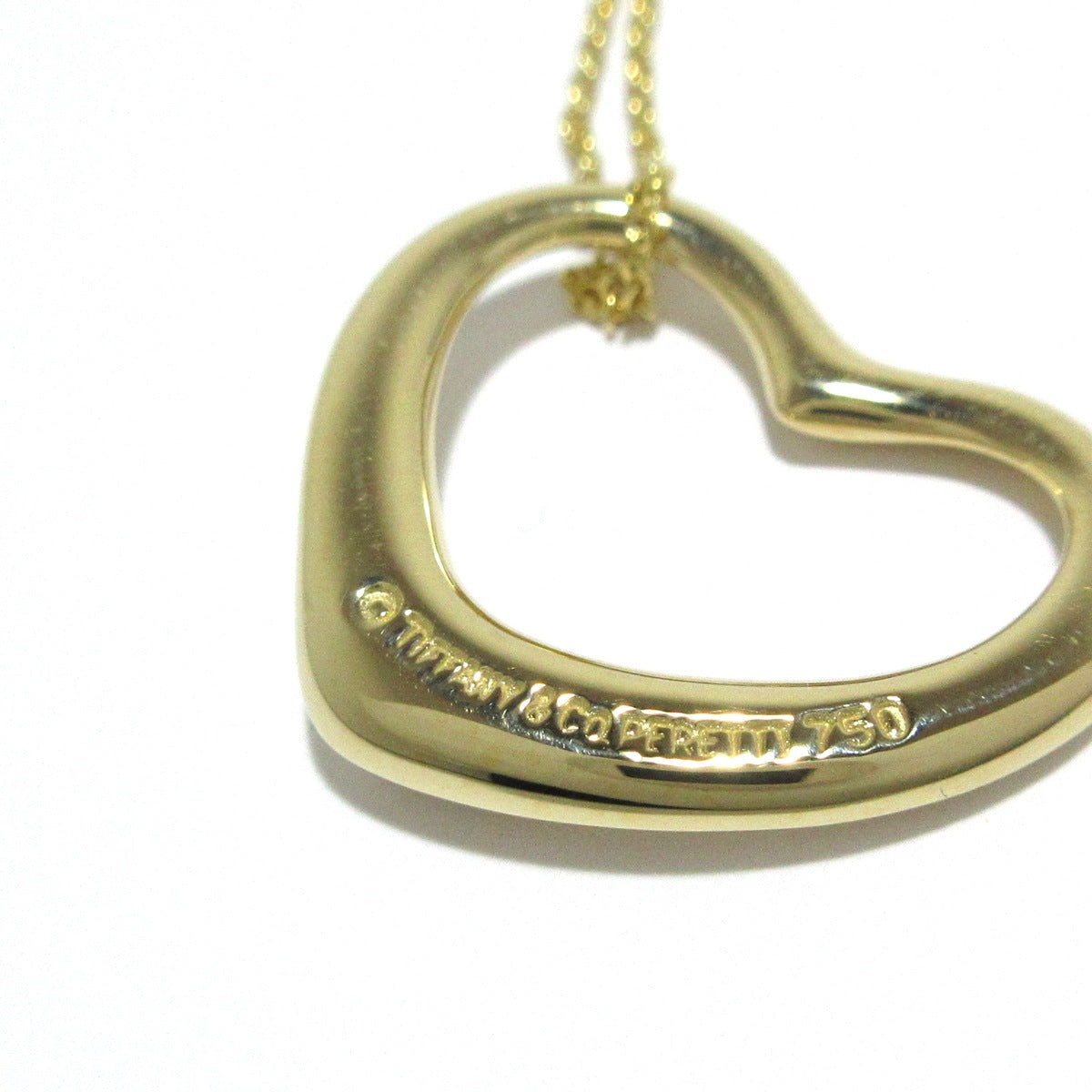 PRE-OWNED  Open Heart Necklace 18K Yellow Gold