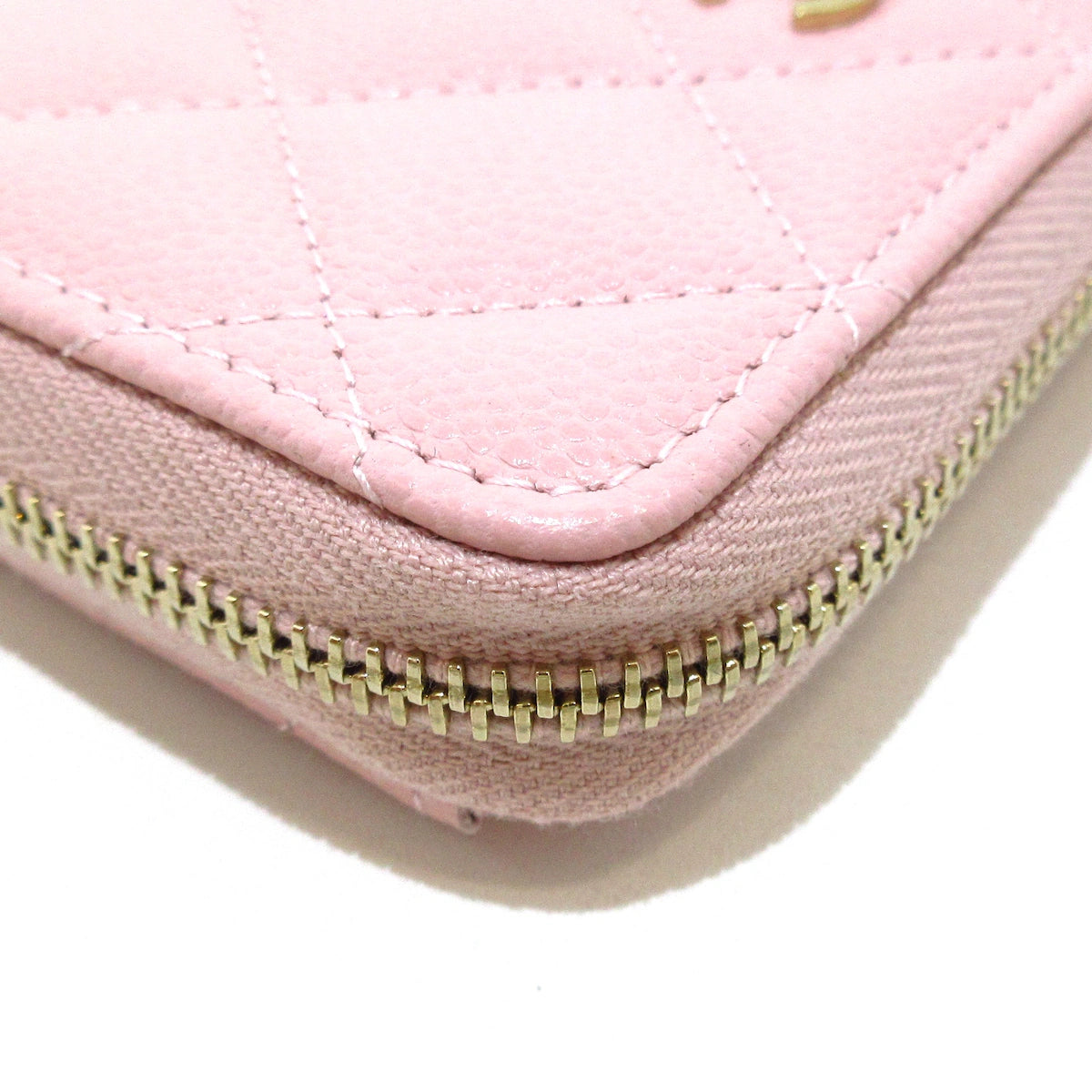 PRE-OWNED CC Light Pink Caviar Skin Classic Zip Coin Purse