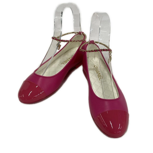 PRE-OWNED CC Pink Patent Leather Ballerina Shoes